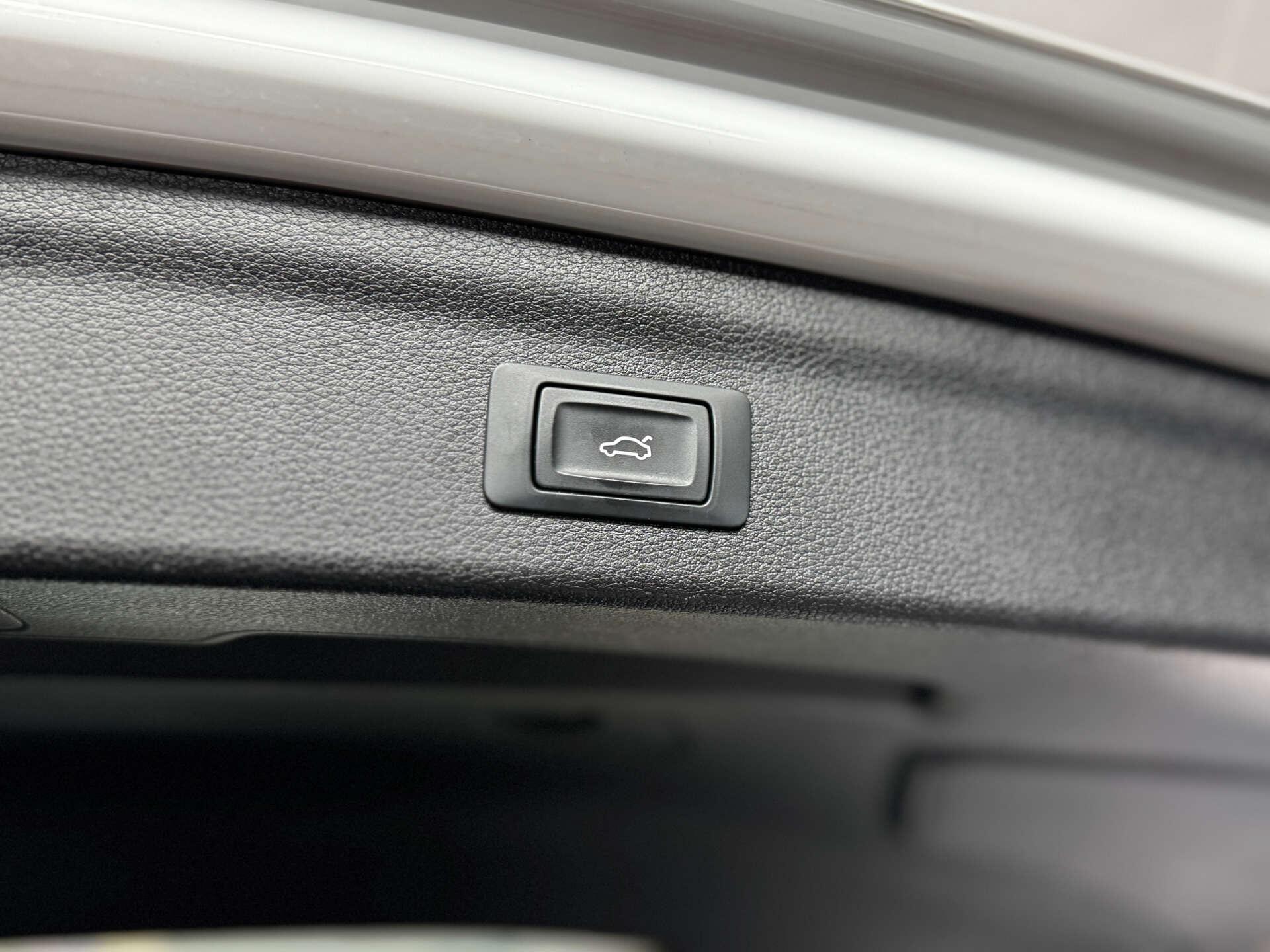 Audi Q3 view 57