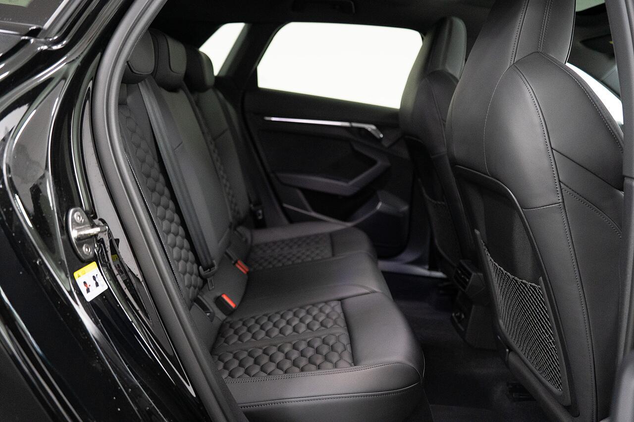 Audi RS3 view 34