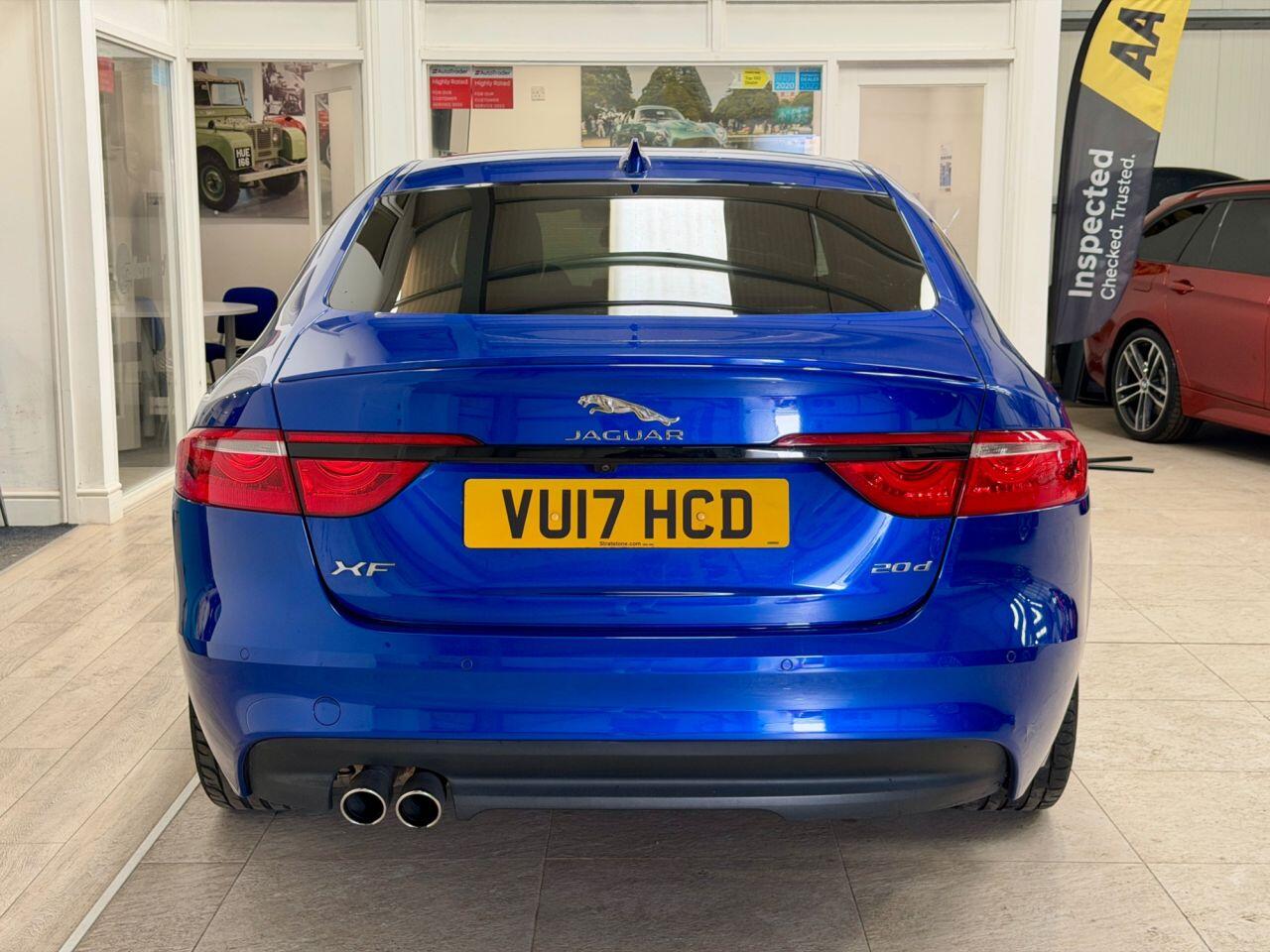 Jaguar XF view 20