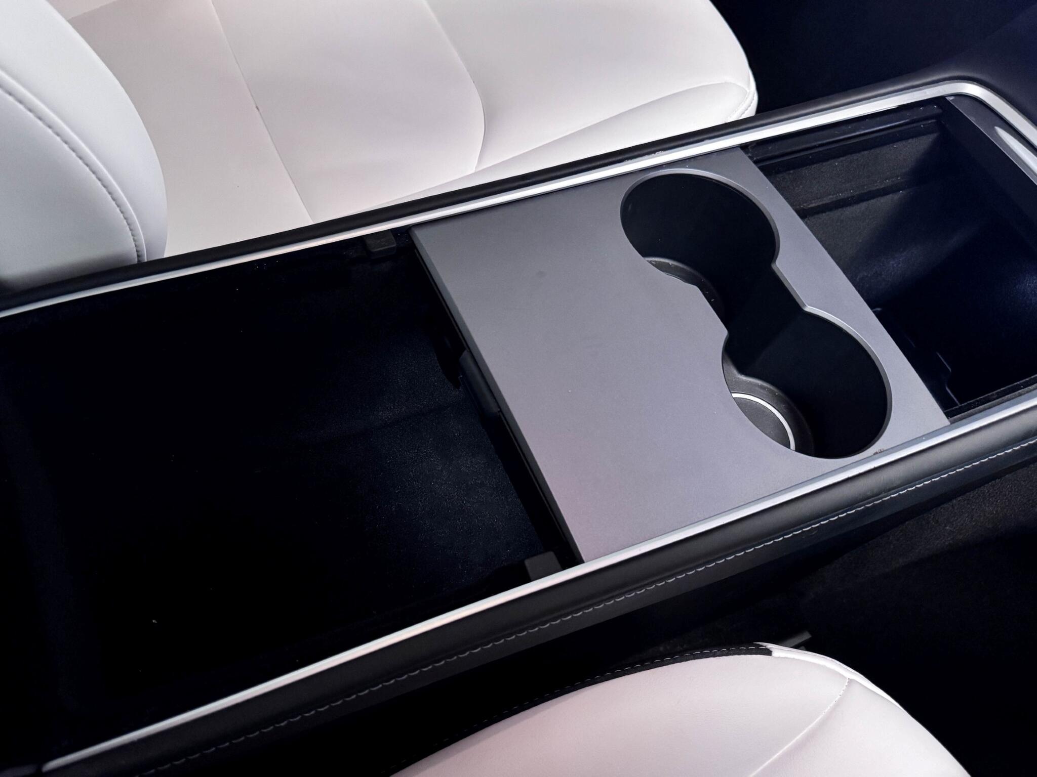 Tesla Model Y view 30