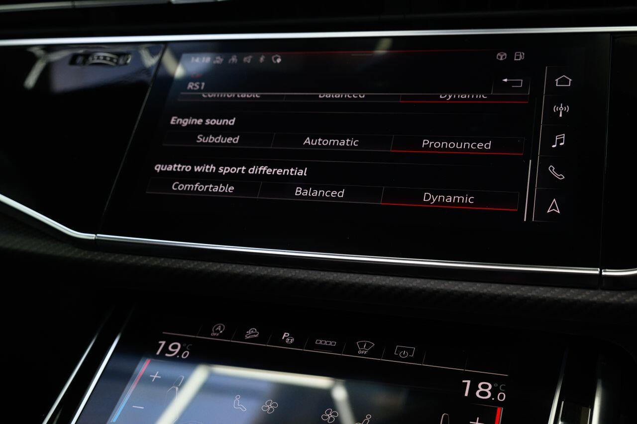 Audi RS Q8 view 60