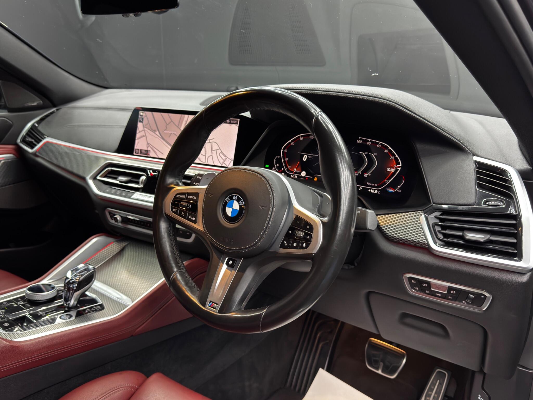 BMW X6 view 9