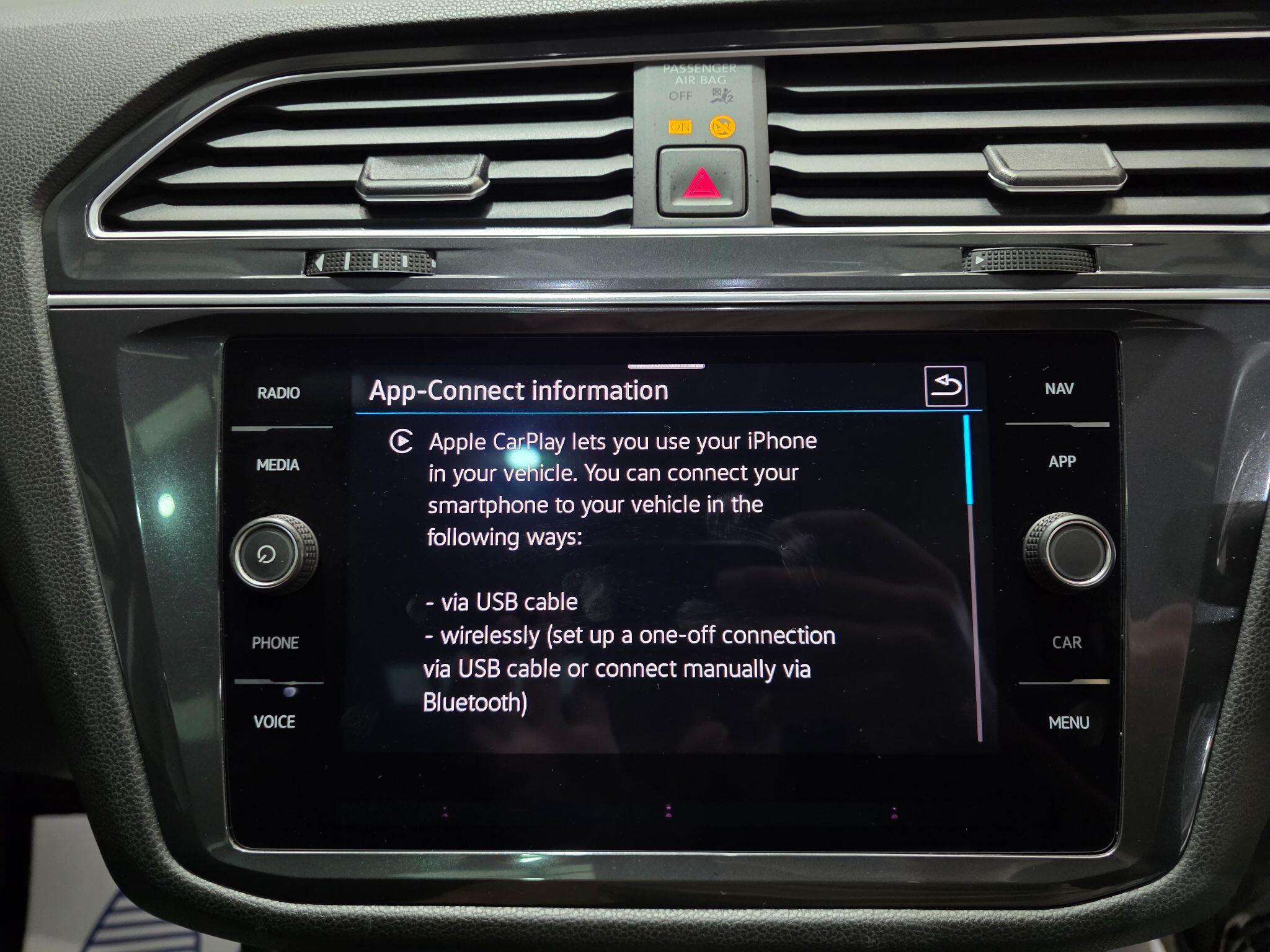 Volkswagen Tiguan Allspace view 10