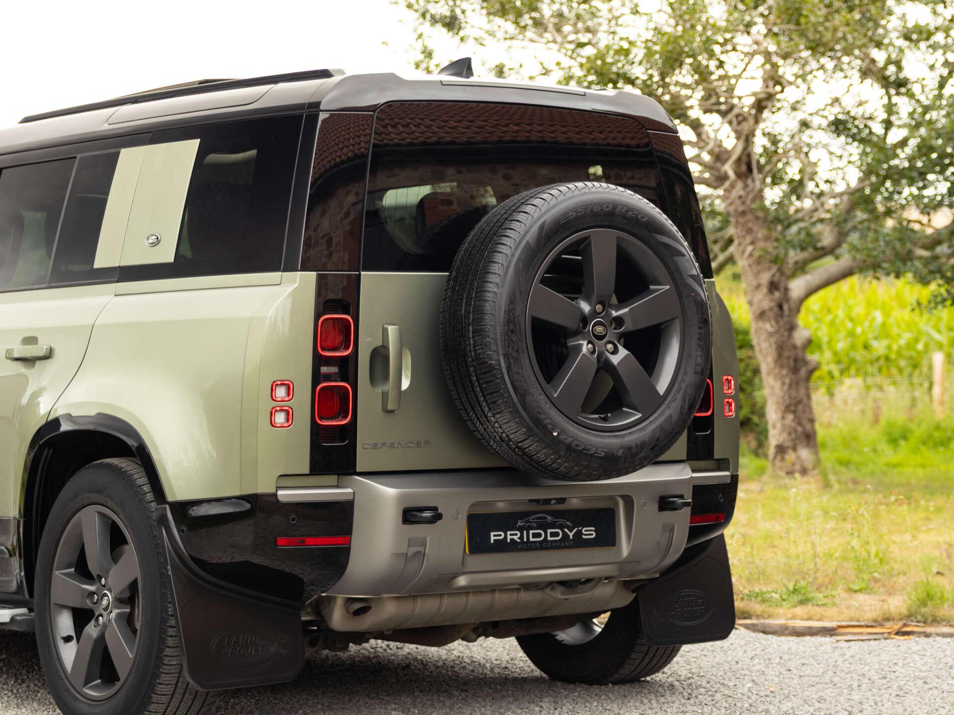 Land Rover Defender view 42