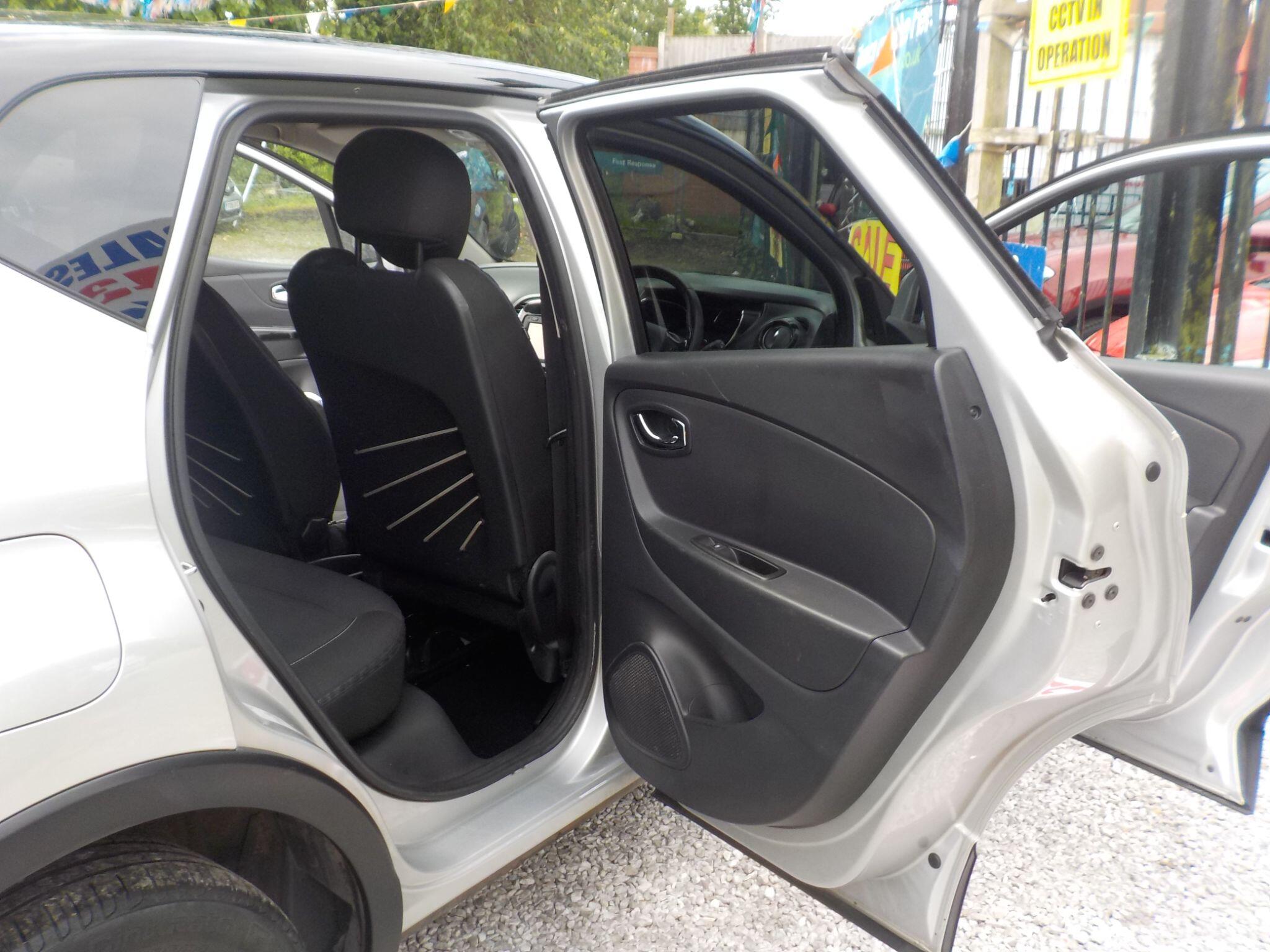Renault Captur 1.5 dCi ENERGY Dynamique S MediaNav Euro 5 (s/s) 5dr
