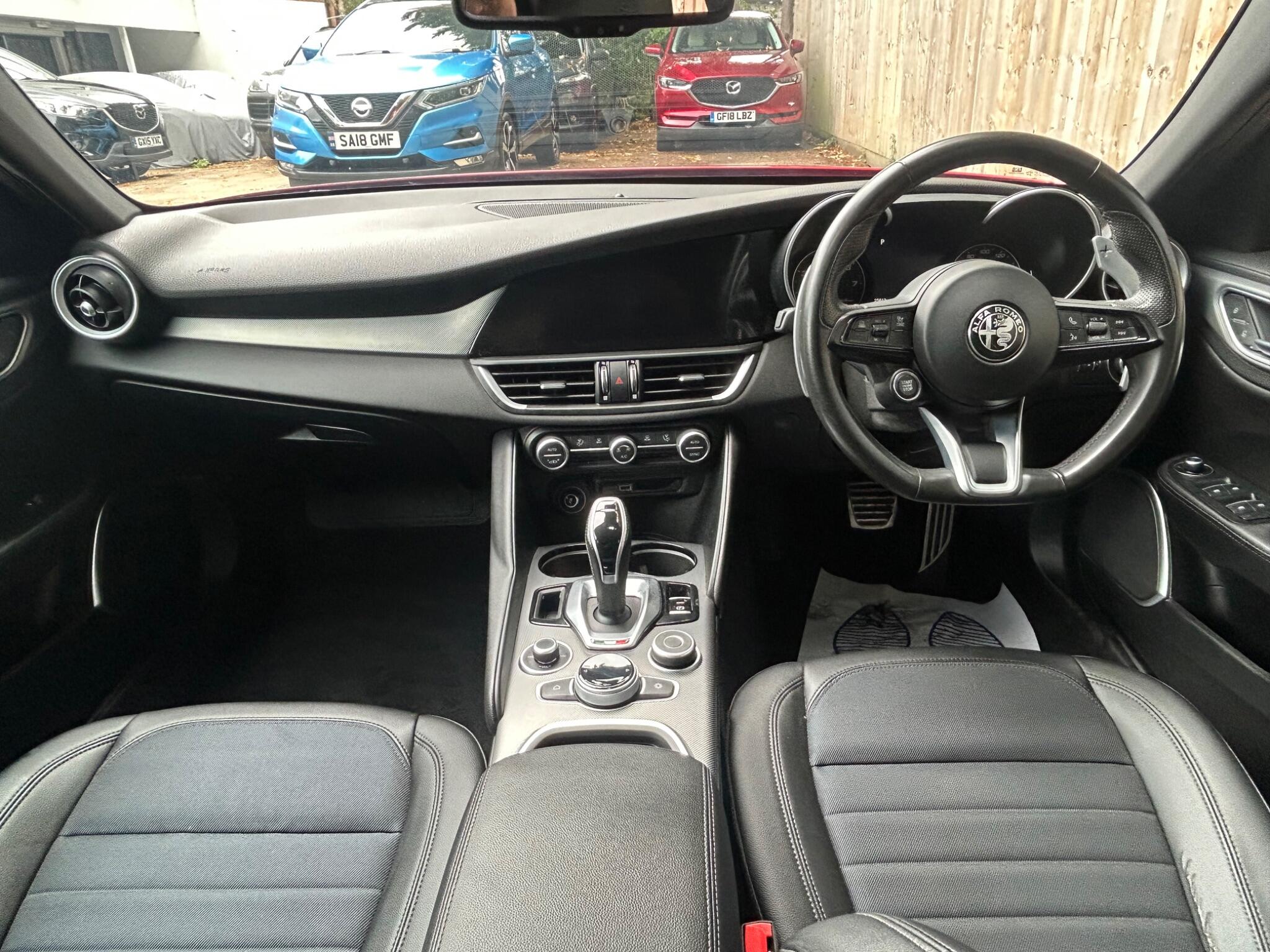 Alfa Romeo Giulia view 27