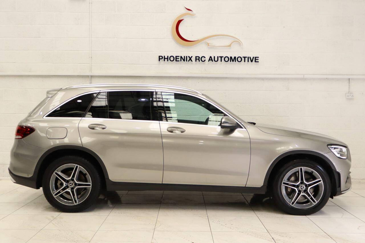 Mercedes-Benz GLC view 2