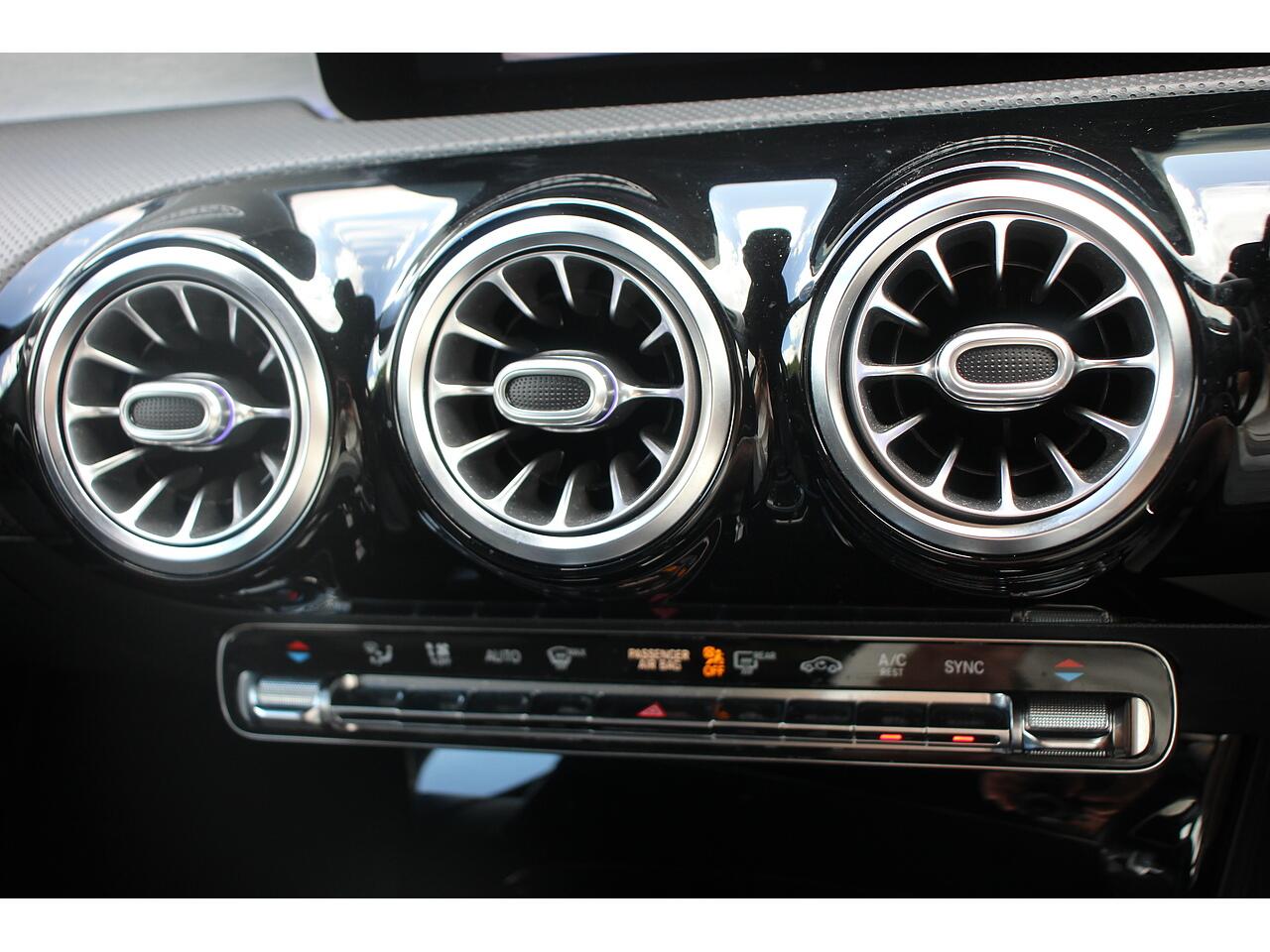 Mercedes-Benz A Class view 24