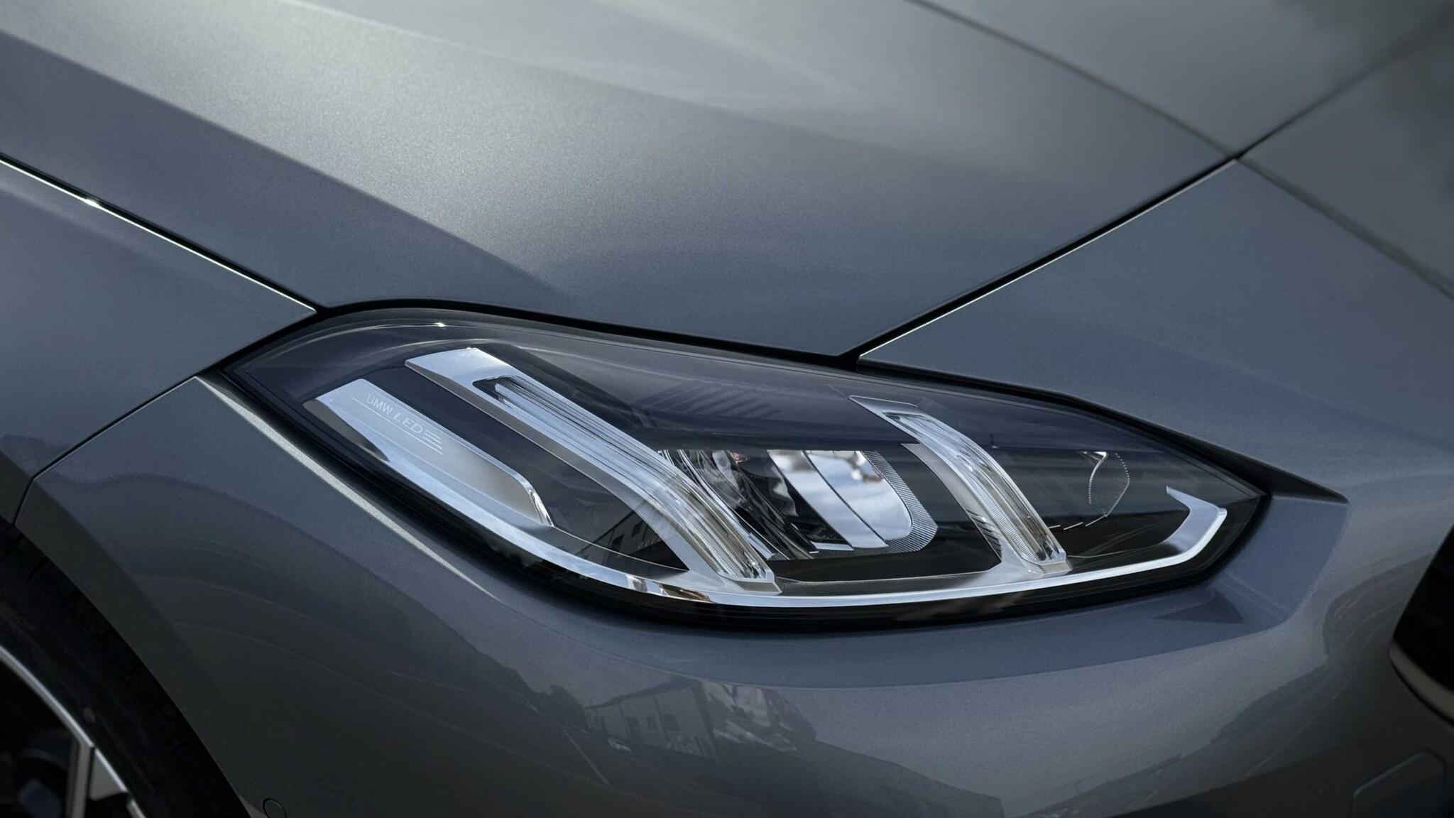 BMW 2 Series view 43