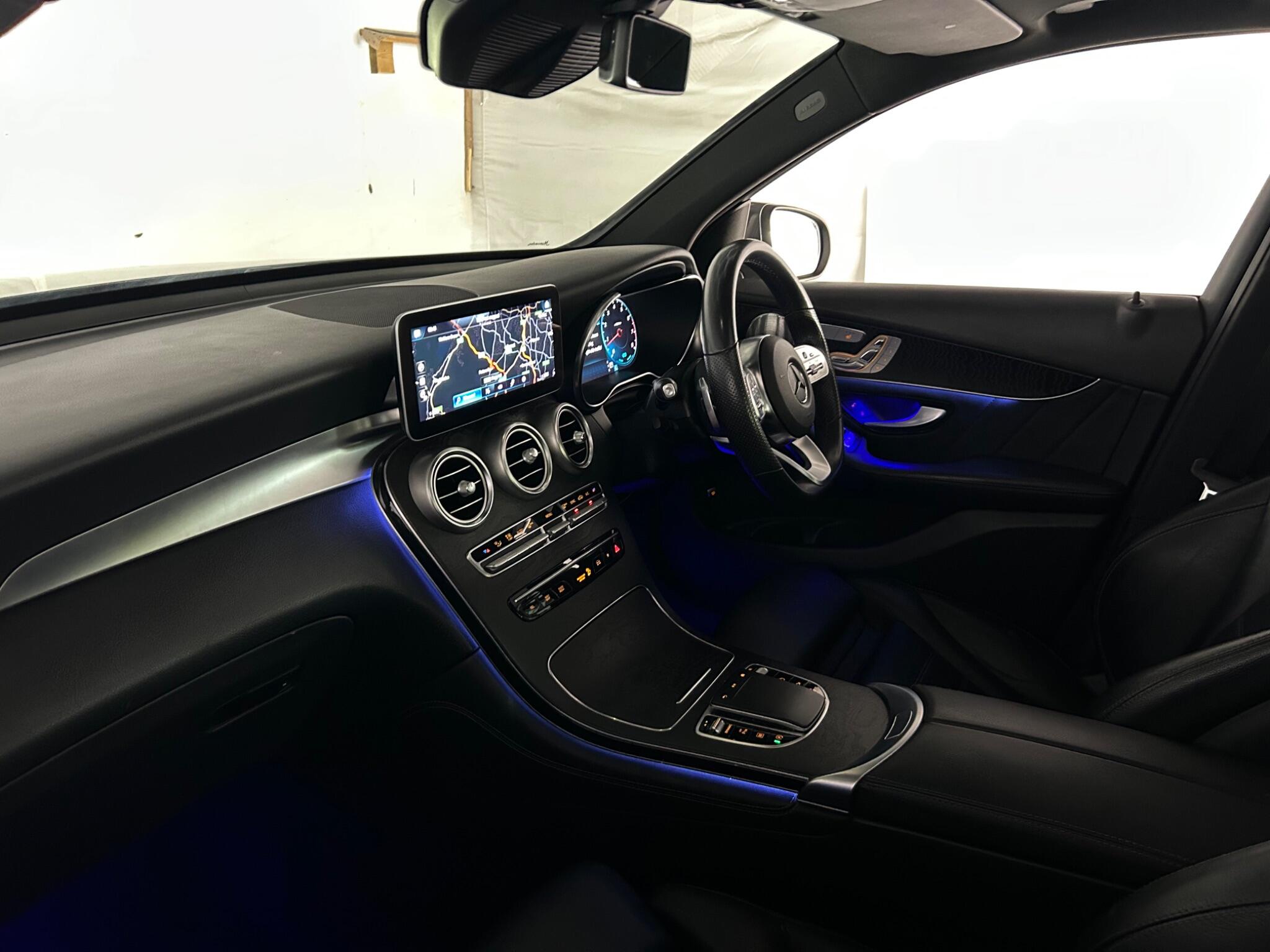 Mercedes-Benz GLC view 18
