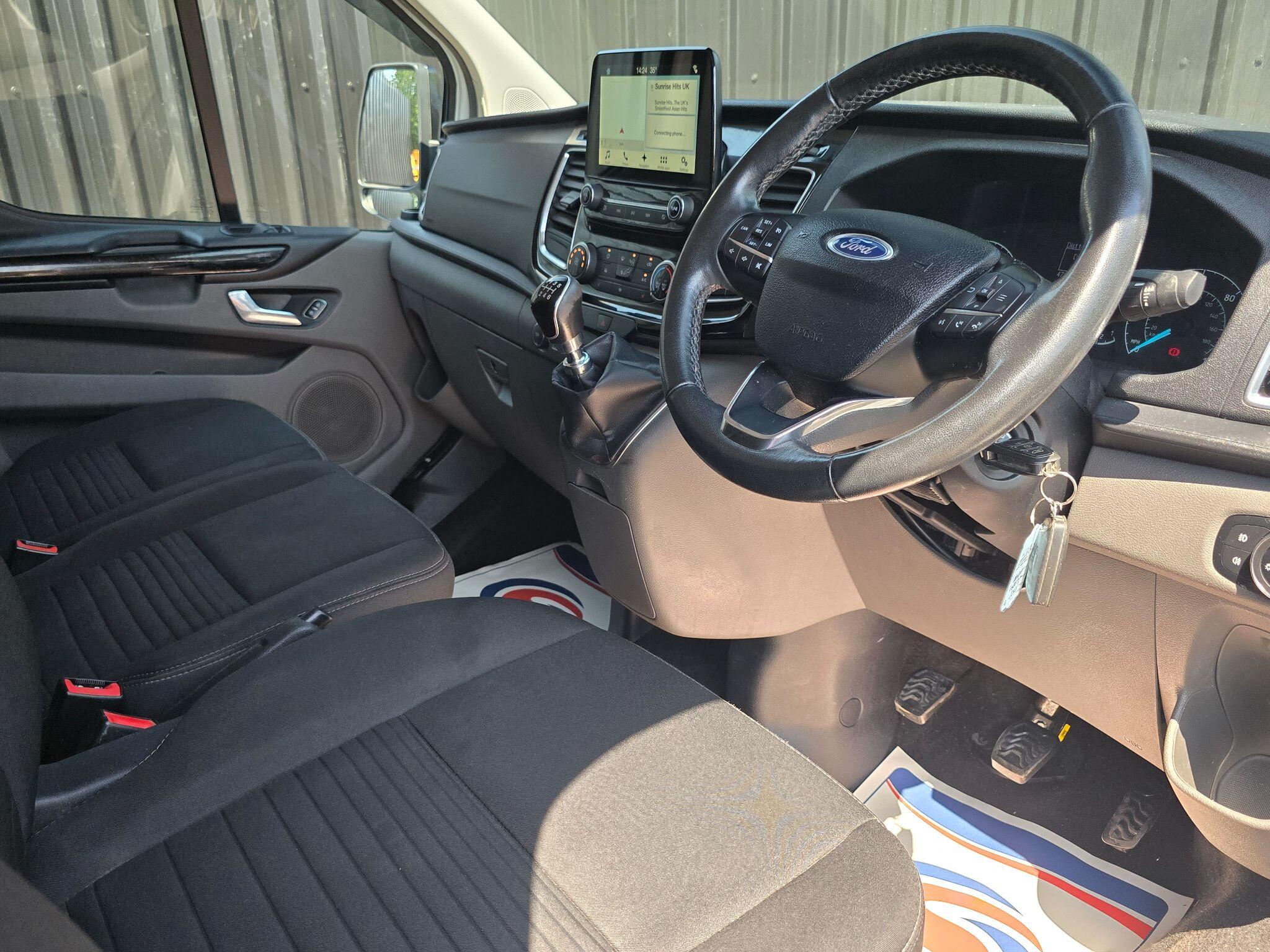 Ford Transit Custom view 67