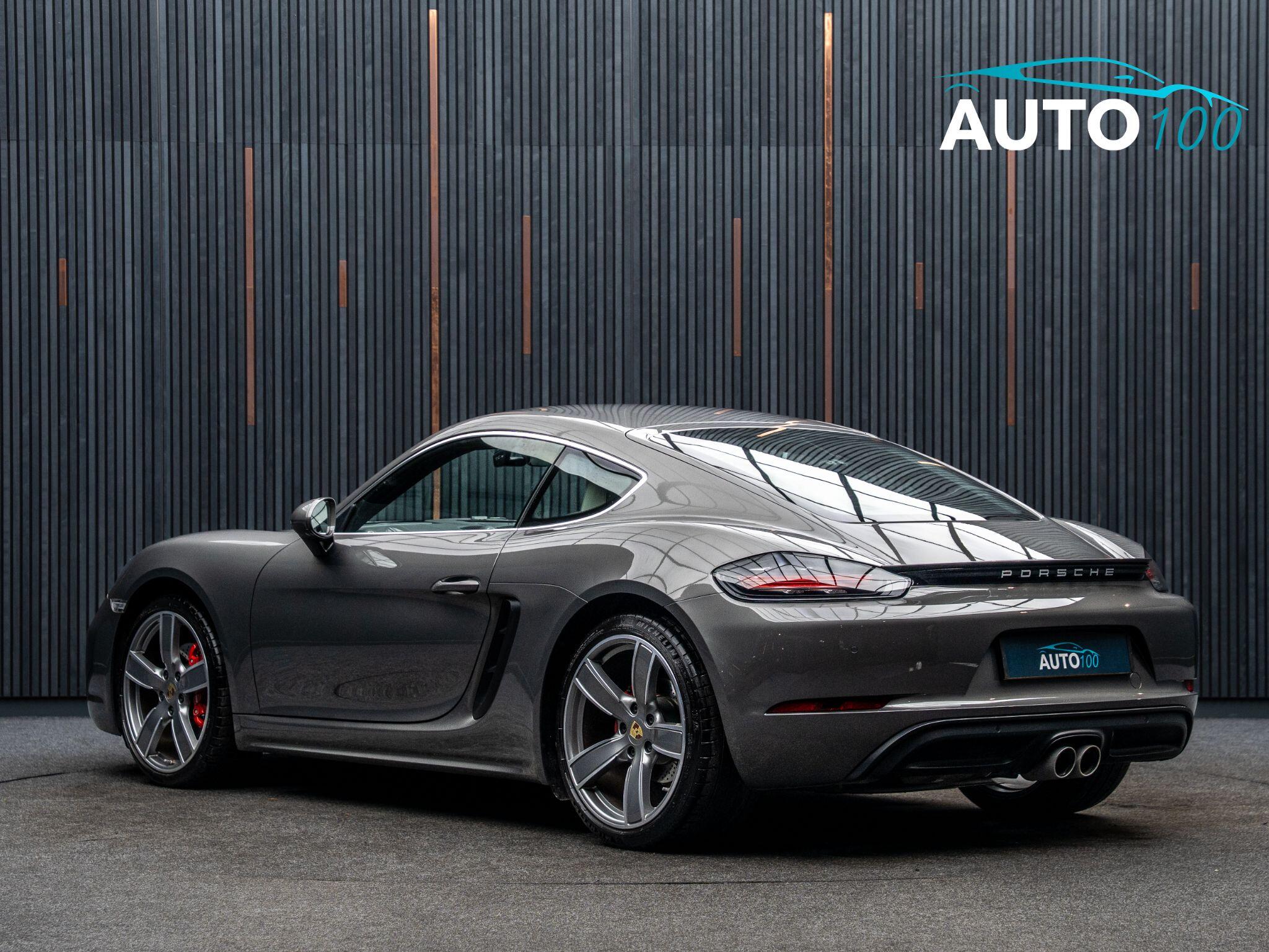 Porsche Cayman view 3