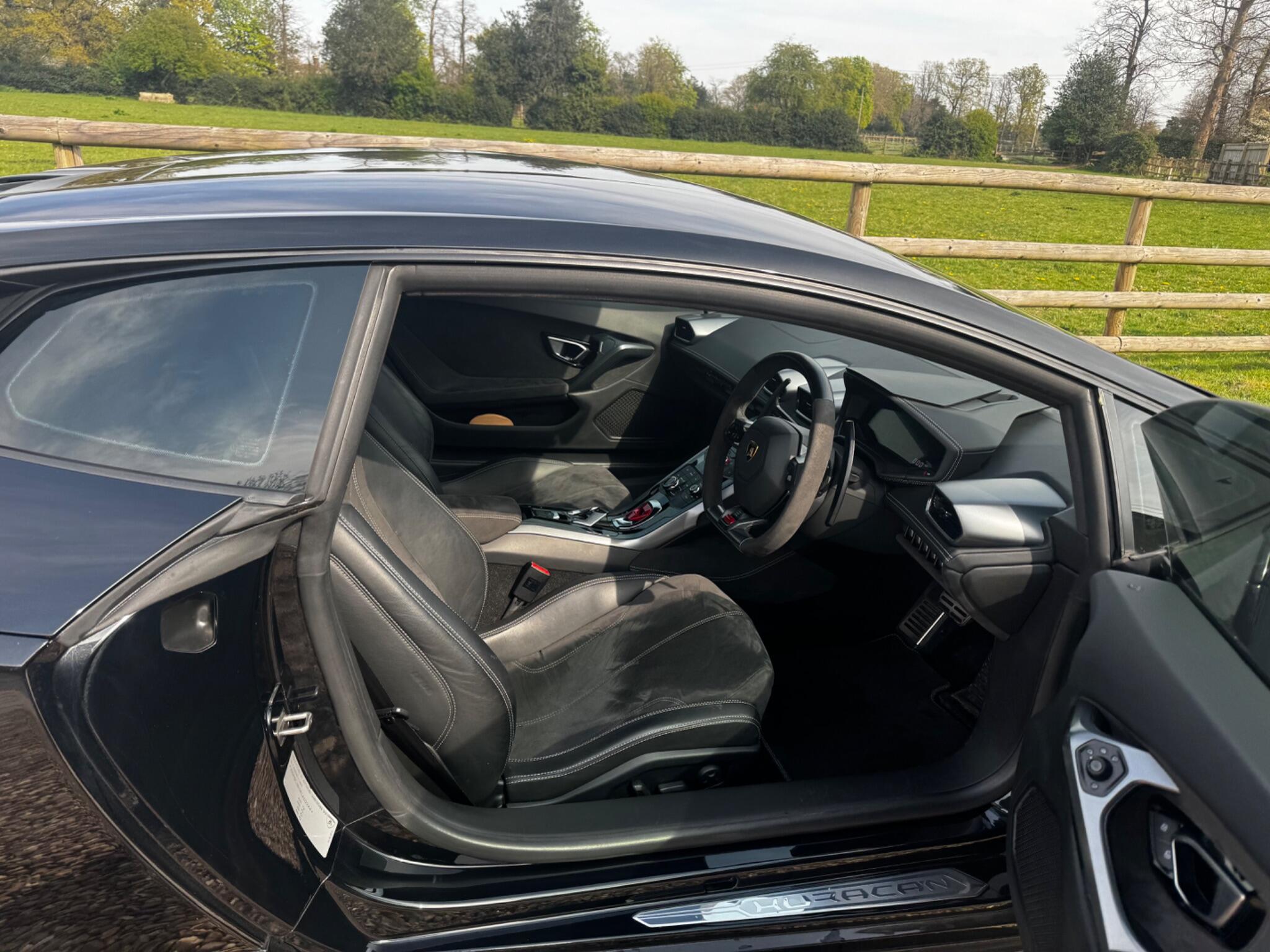 Lamborghini Huracan view 3