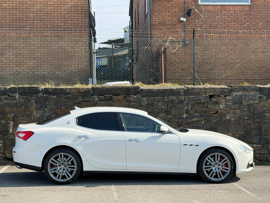Maserati Ghibli view 8