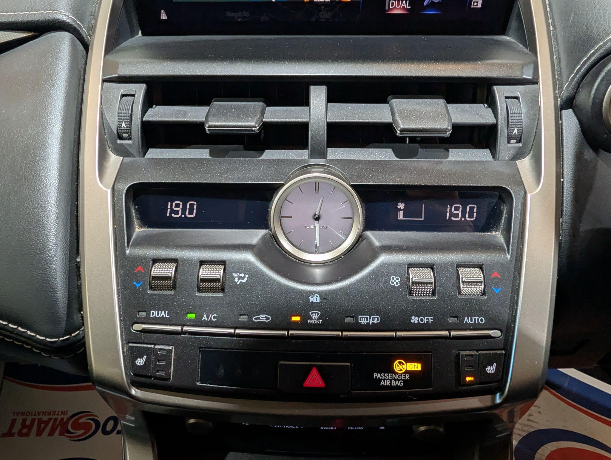 Lexus NX view 21