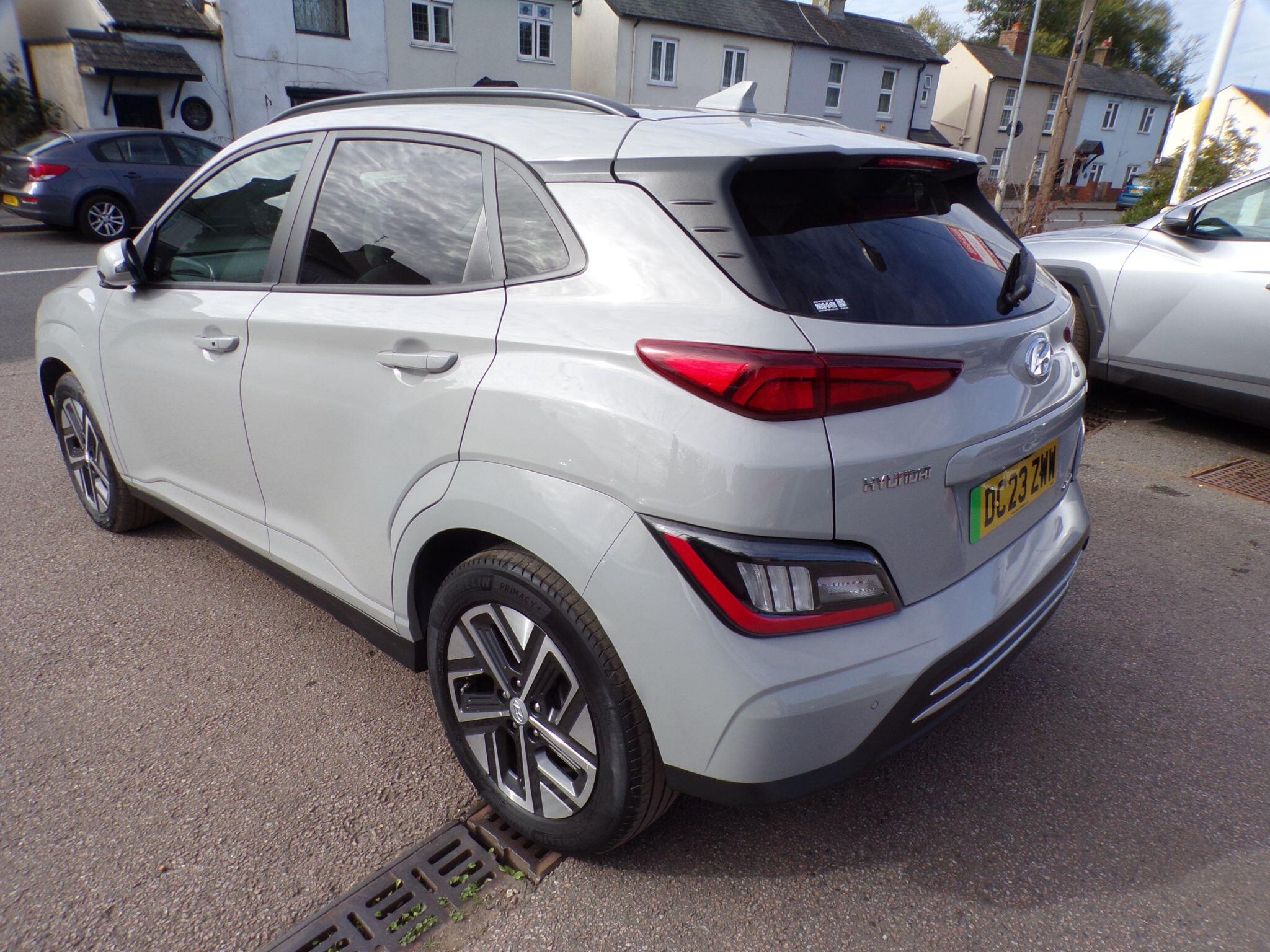 Hyundai Kona view 6