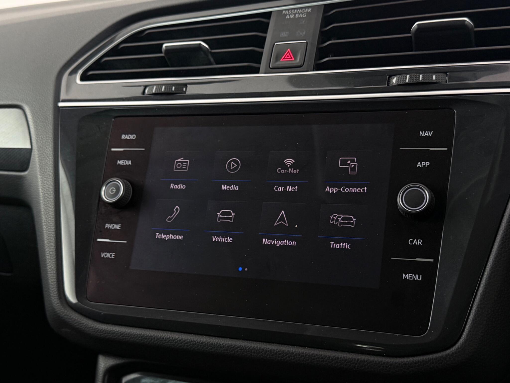 Volkswagen Tiguan view 26
