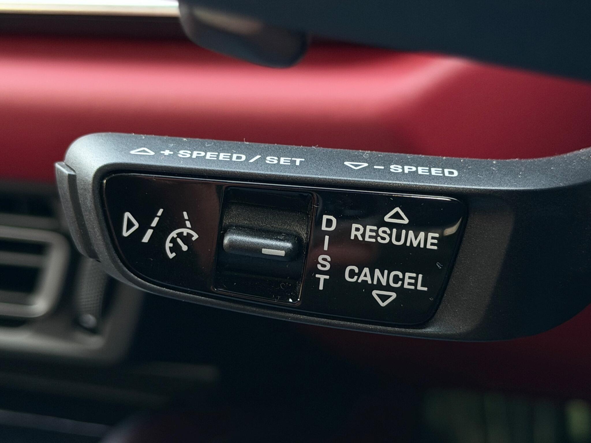 Porsche 911 view 38