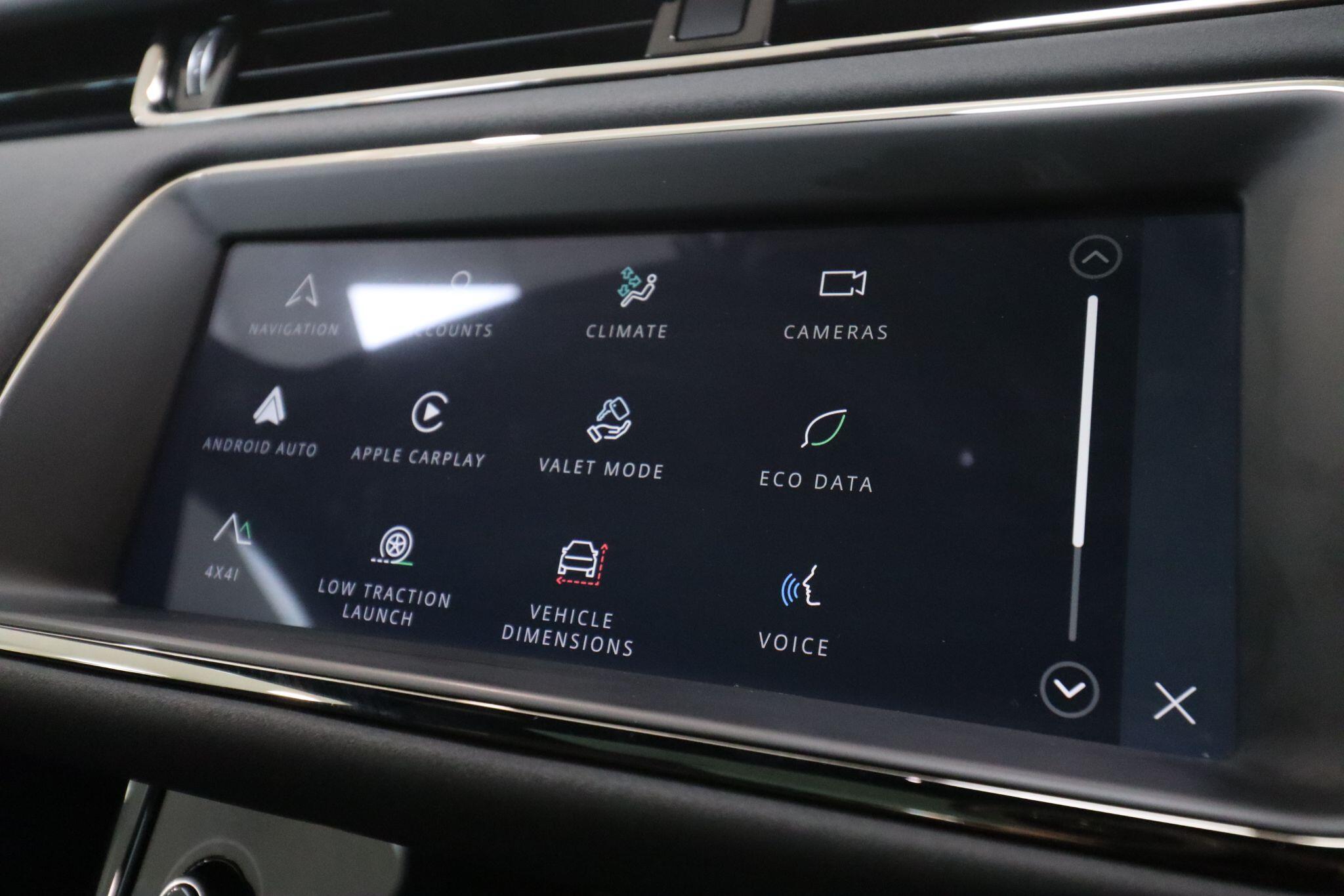 Land Rover Range Rover Evoque view 31