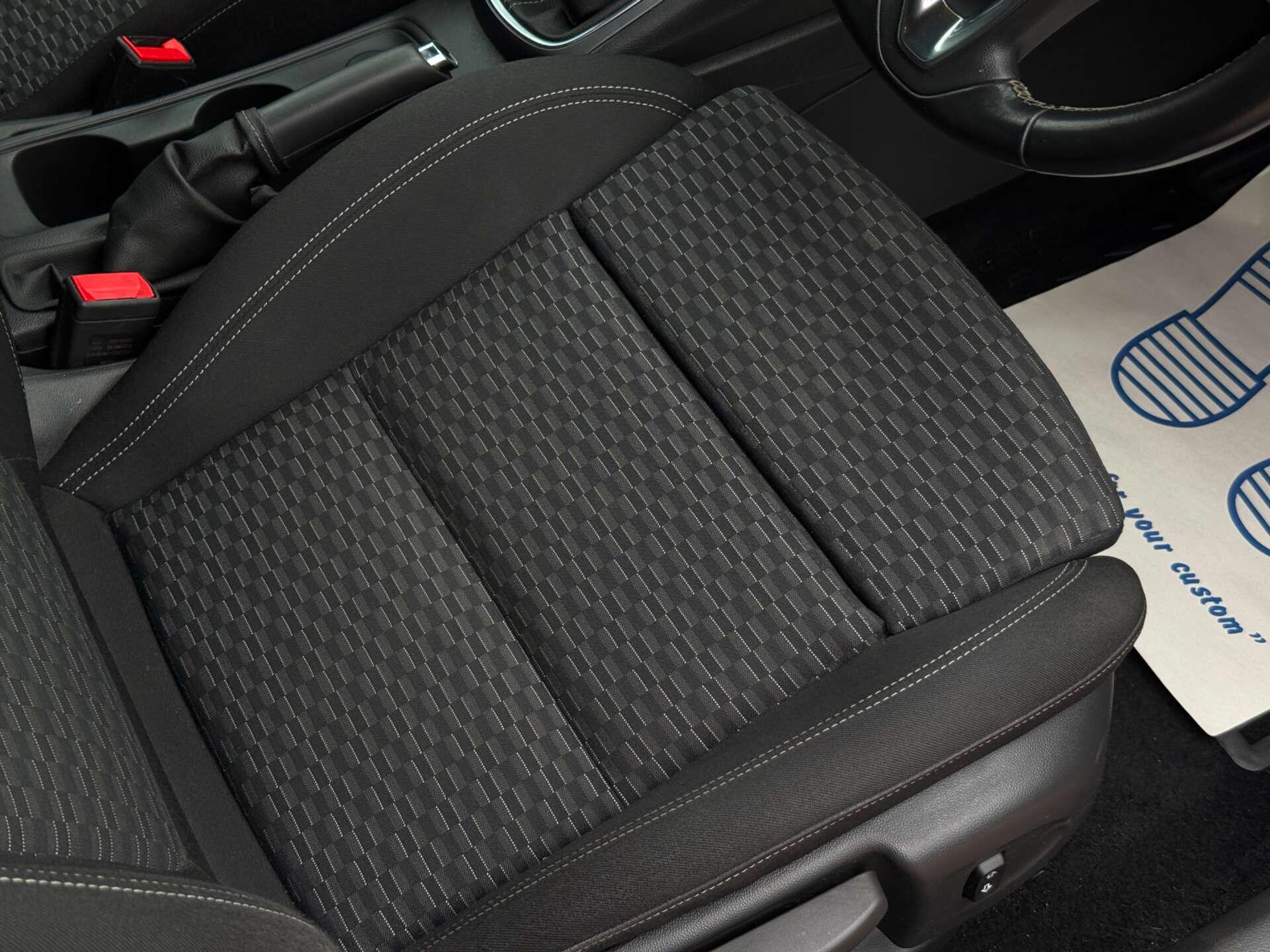 Vauxhall Astra view 19