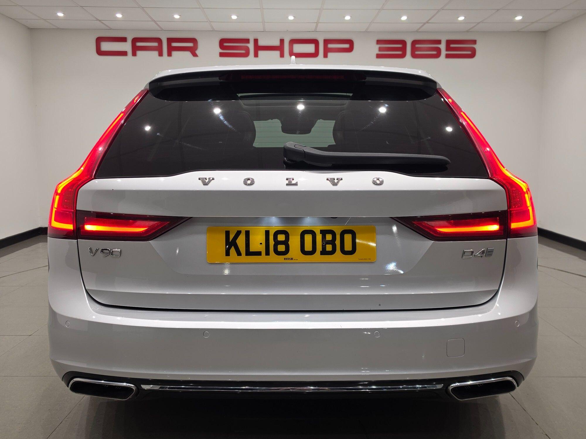 Volvo V90 view 16