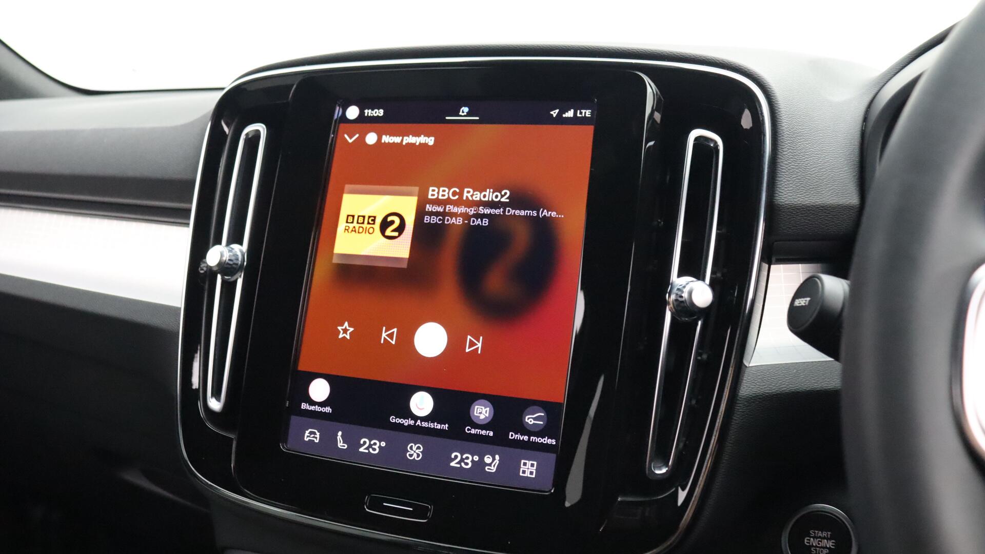 Volvo XC40 view 39