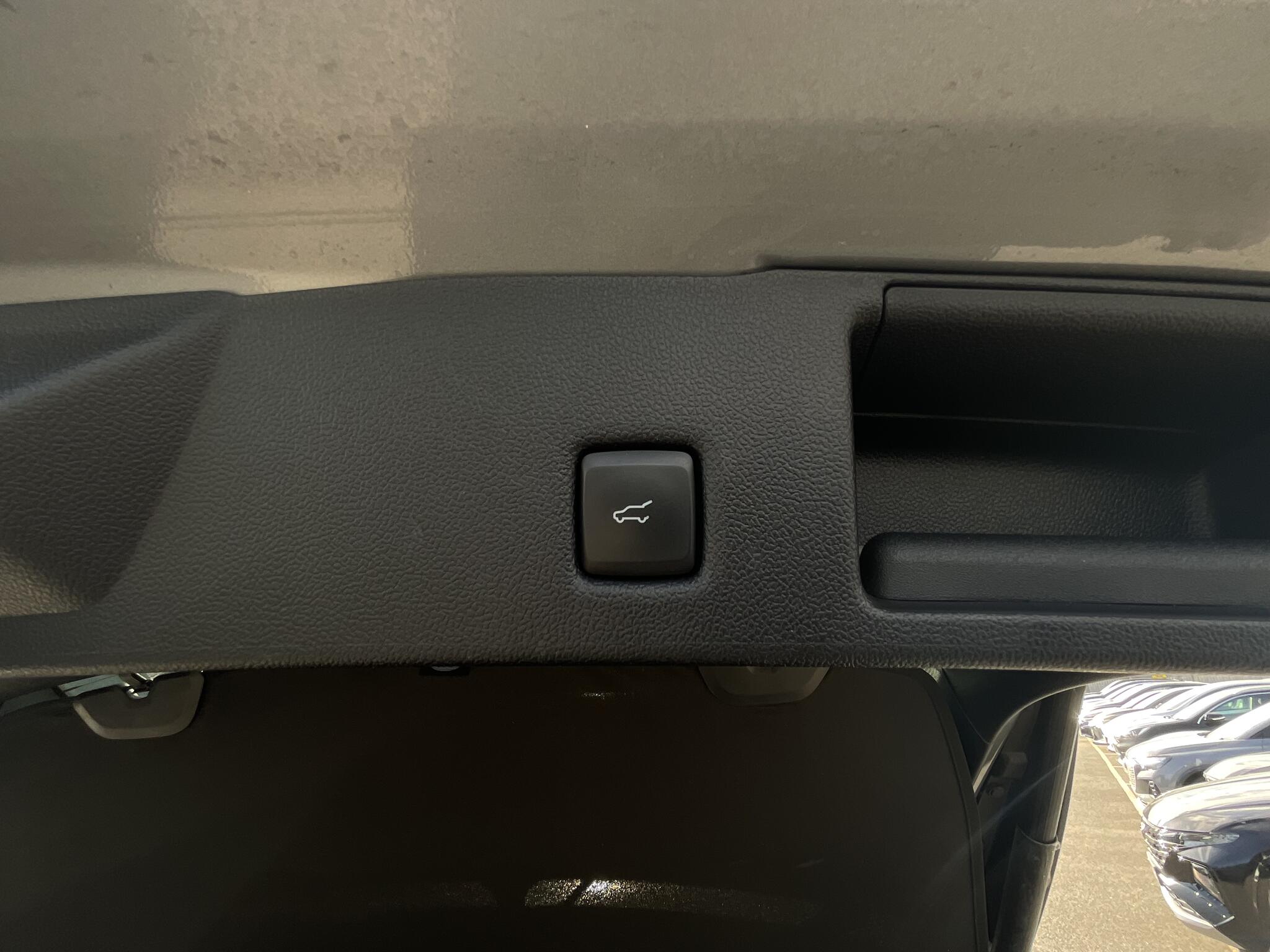 Ford Kuga view 19