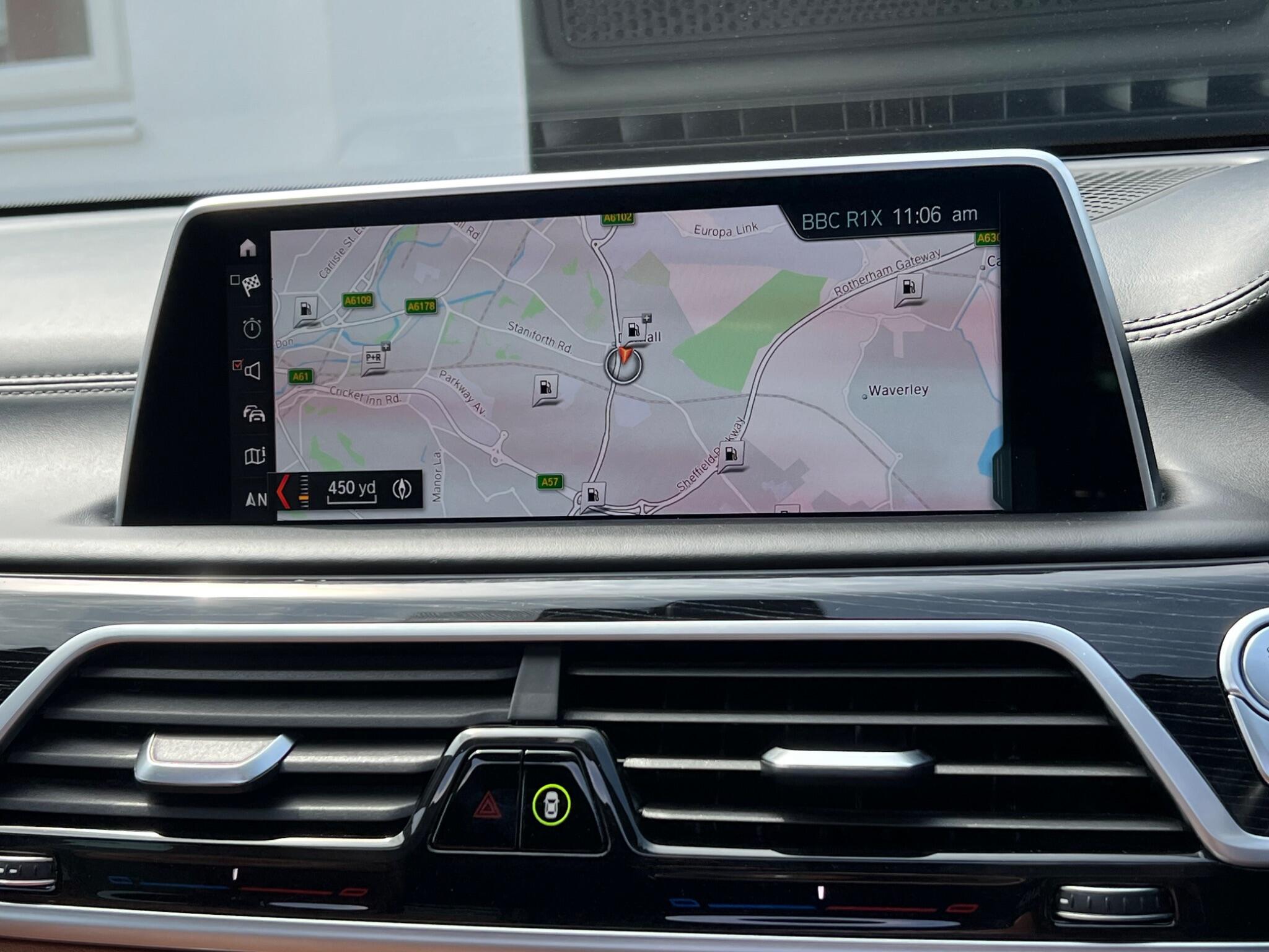 BMW 7 Series view 68