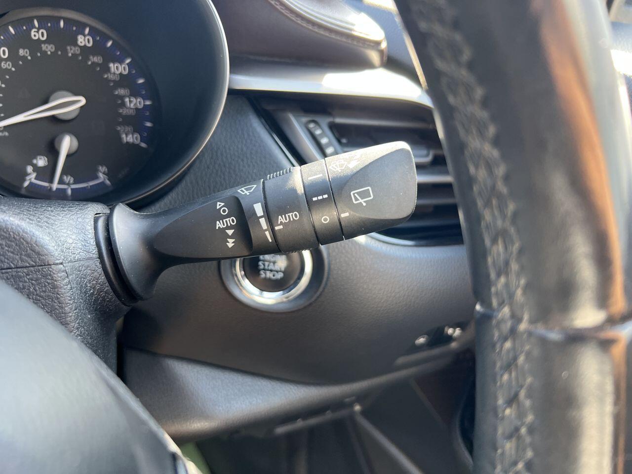 Toyota C-HR view 53
