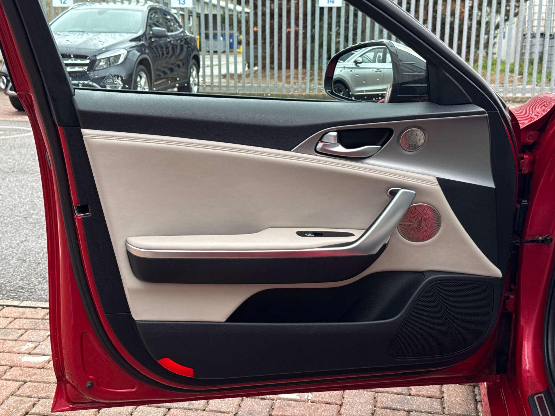 Kia Stinger view 41