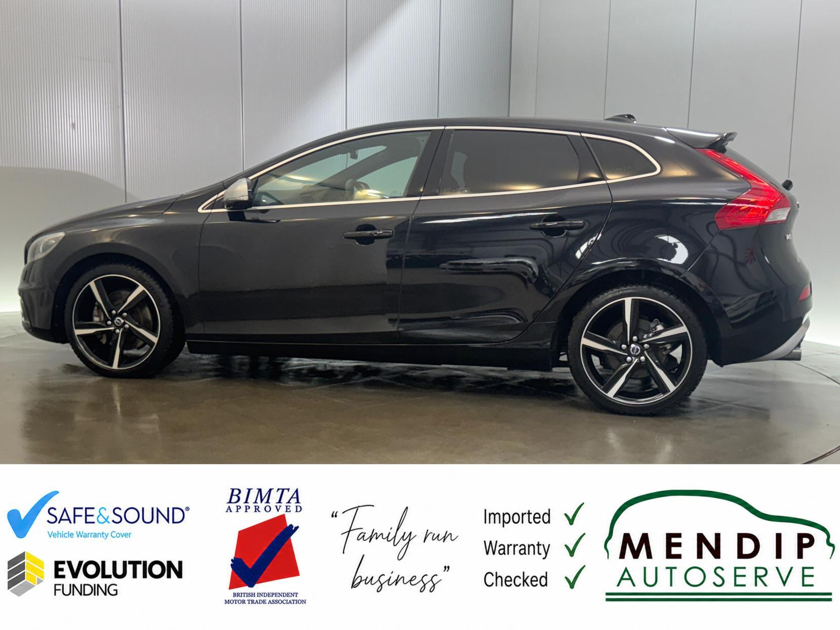 Volvo V40 view 9