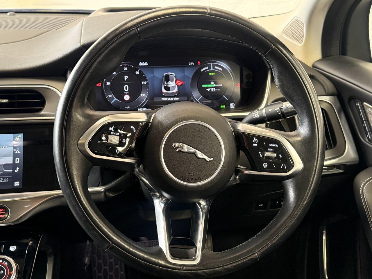 Jaguar I-Pace view 36