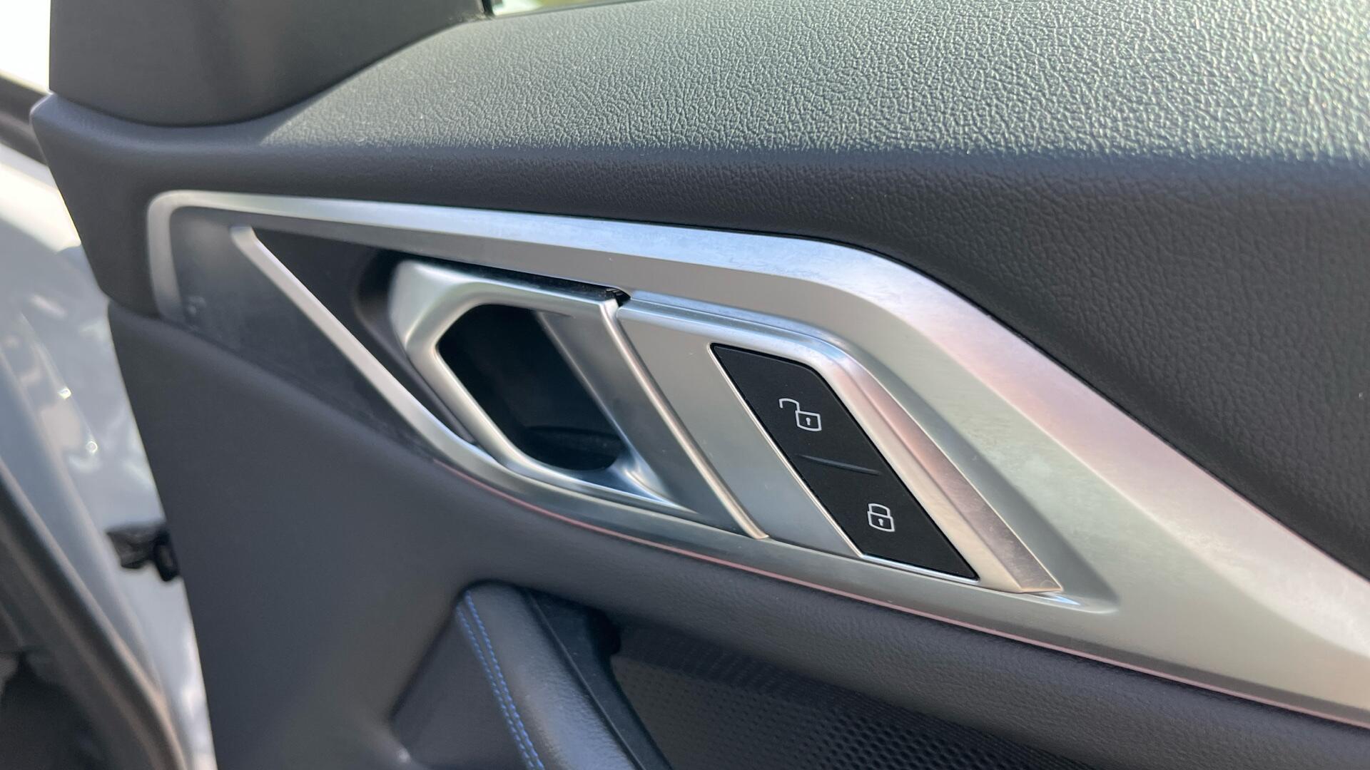 BMW i4 view 41