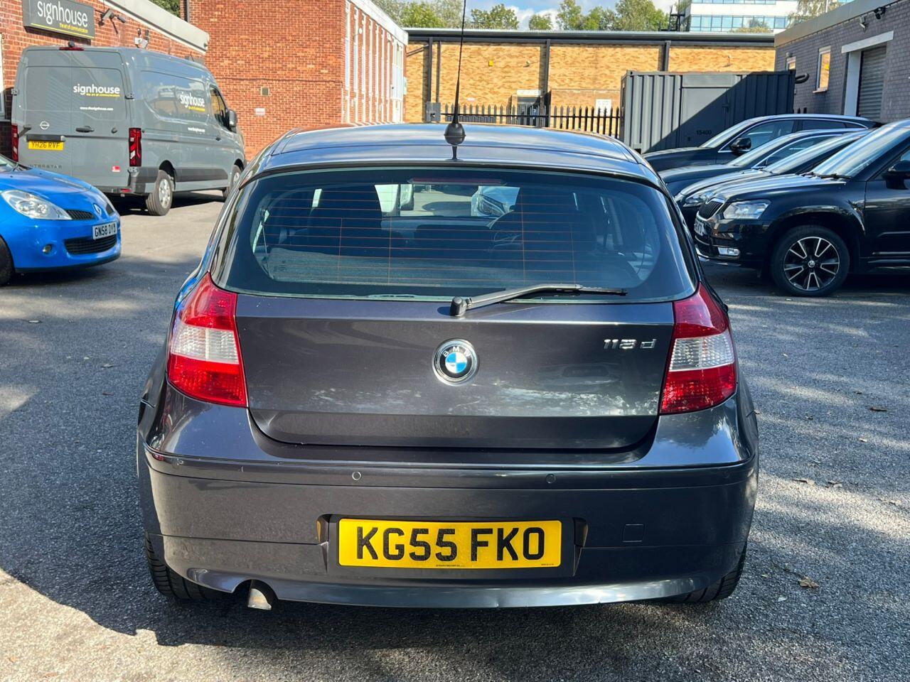 BMW 1 Series view 12