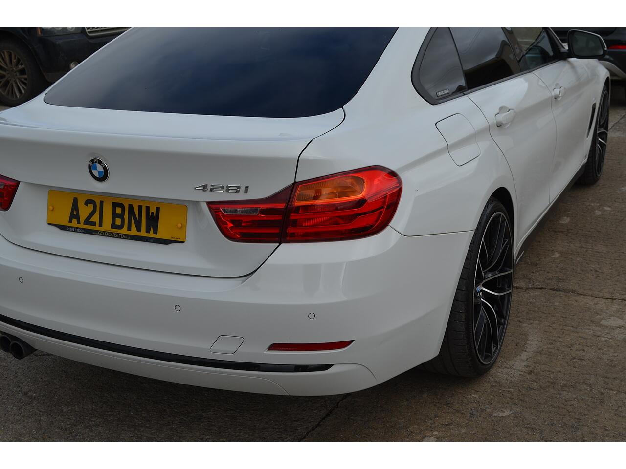 BMW 4 Series view 50