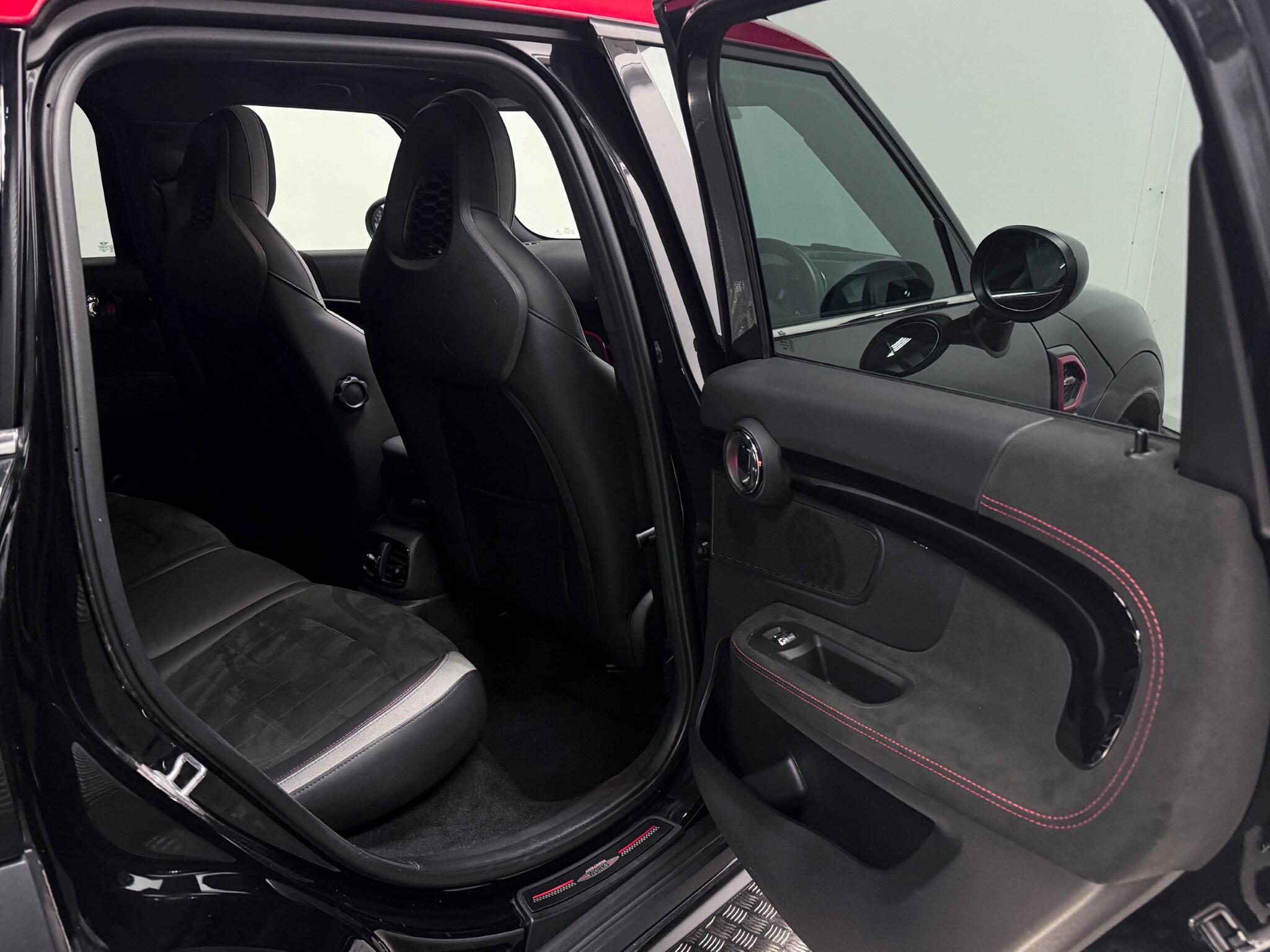 MINI Countryman view 18