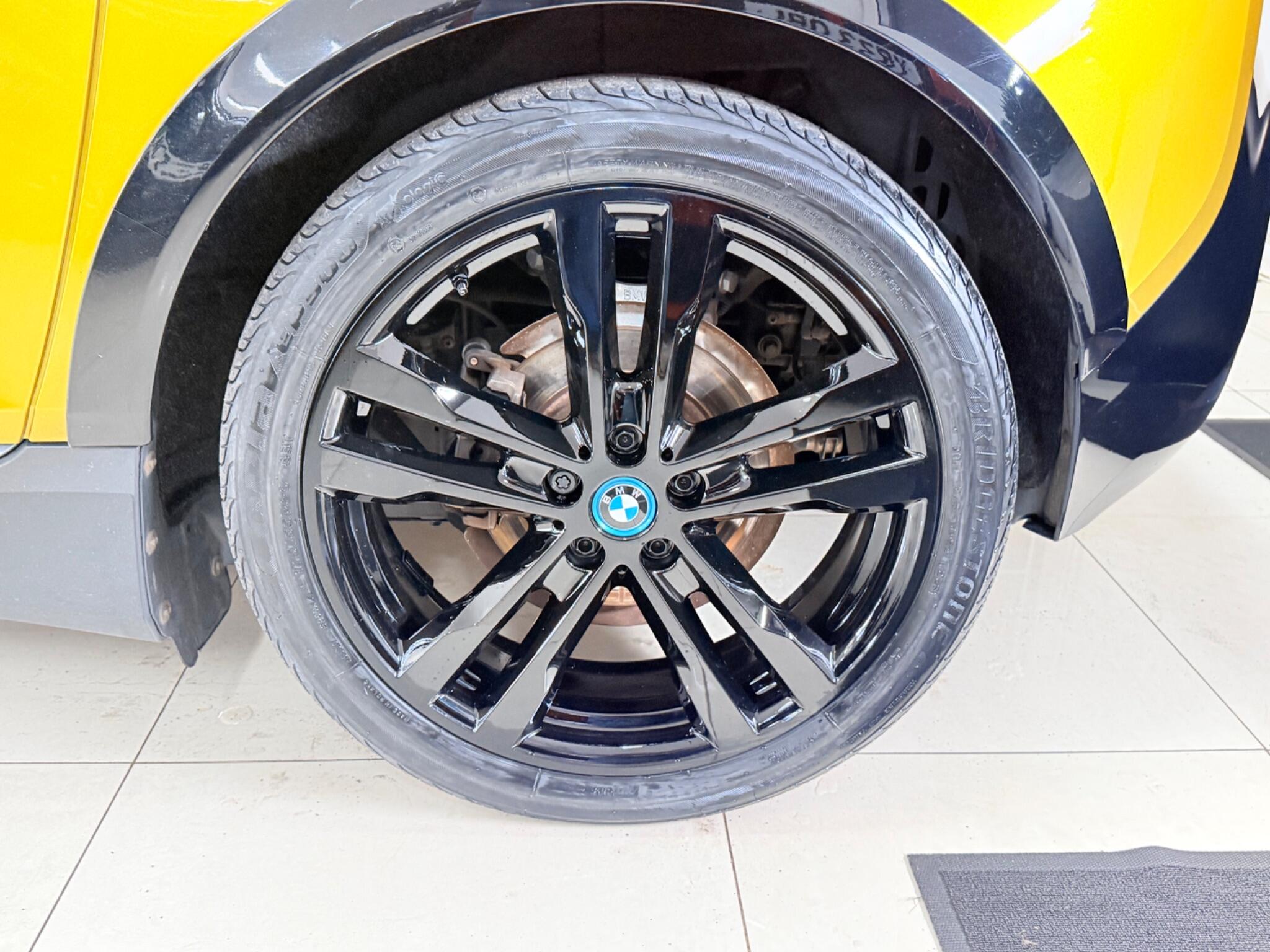 BMW I3 view 24