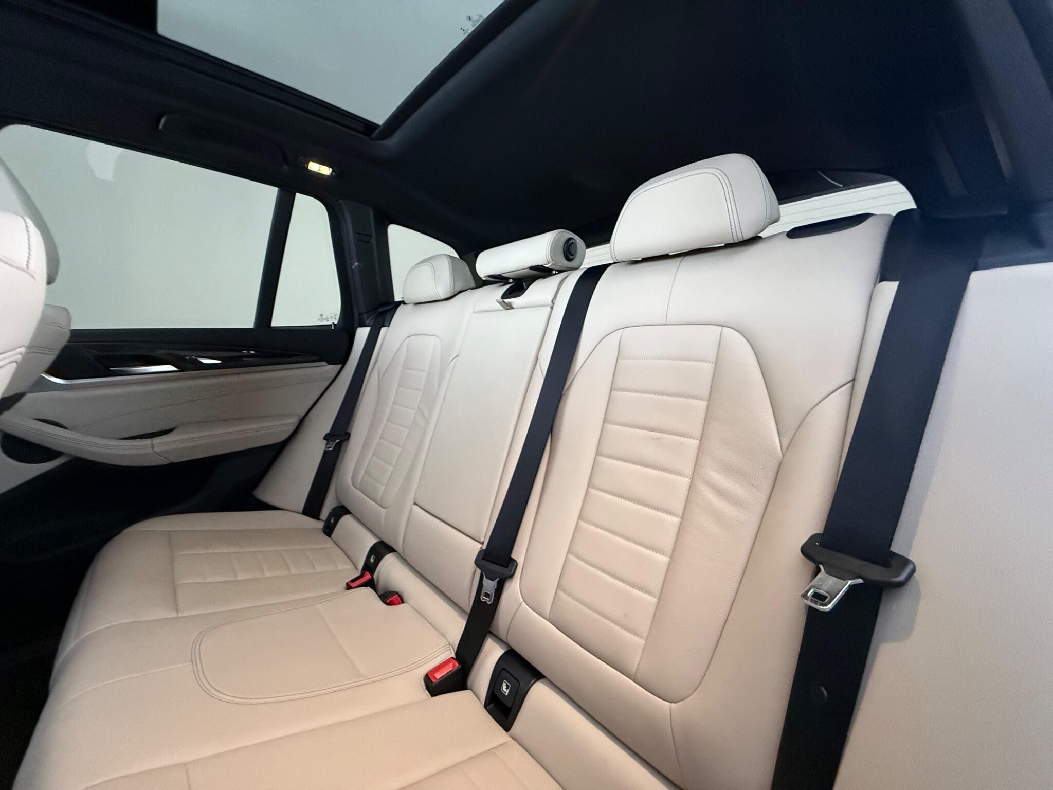 BMW X3 view 33