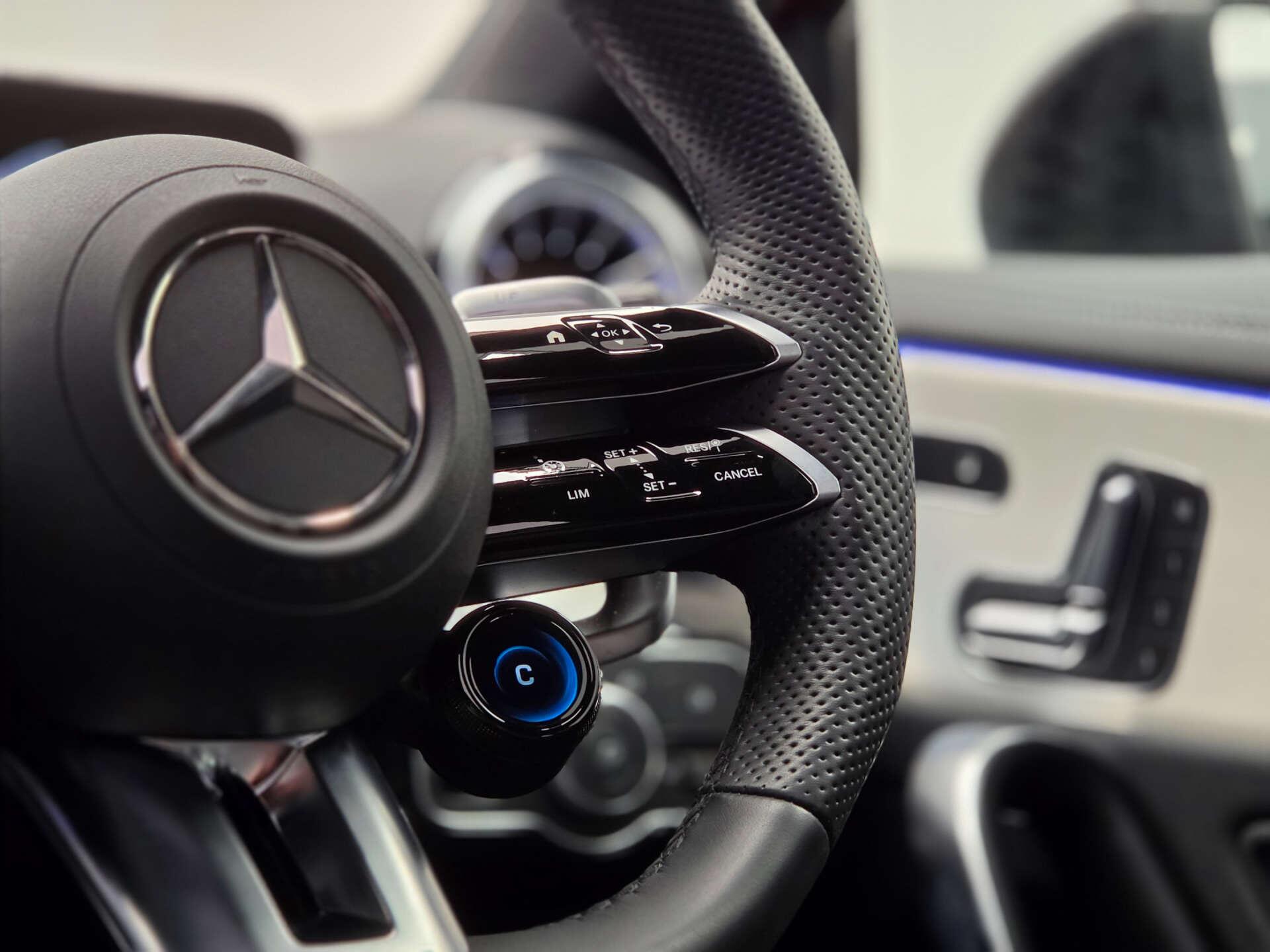 Mercedes-Benz A Class view 32