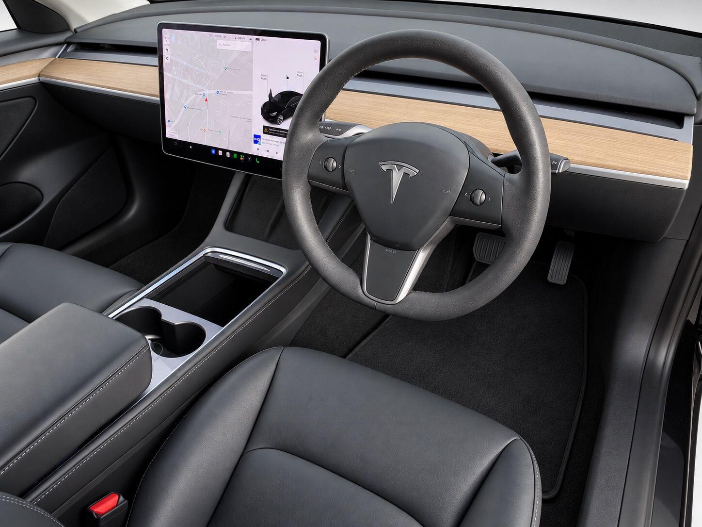 Tesla Model 3 view 18