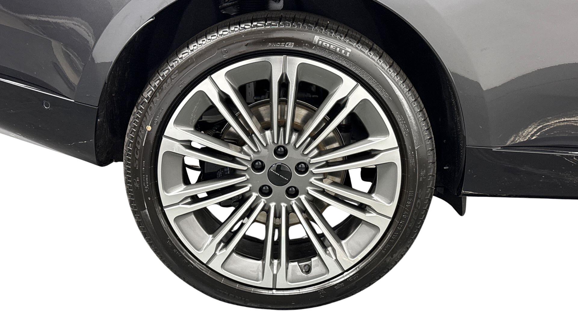 Land Rover Range Rover view 8