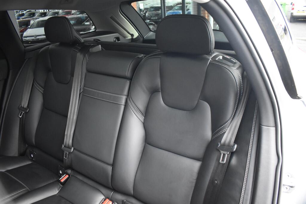 Volvo V90 view 47