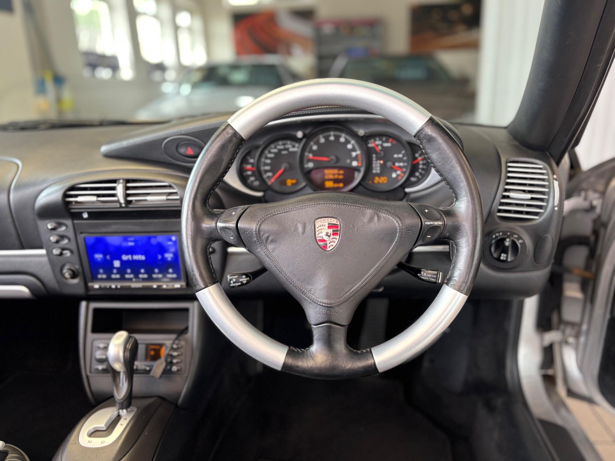 Porsche 911 view 43