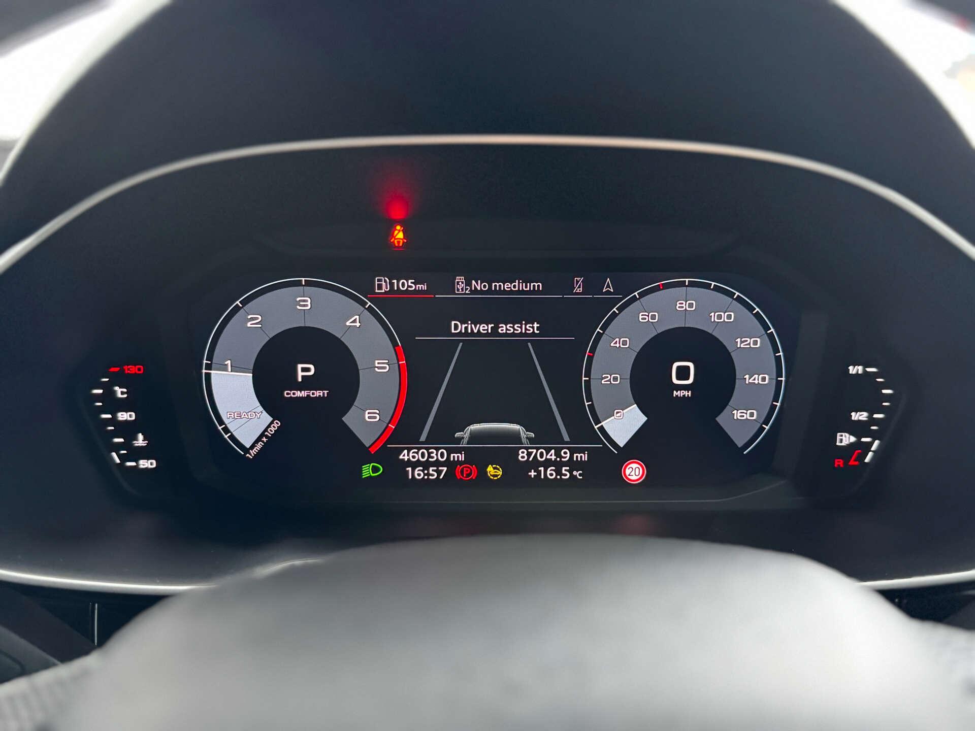 Audi Q3 view 51