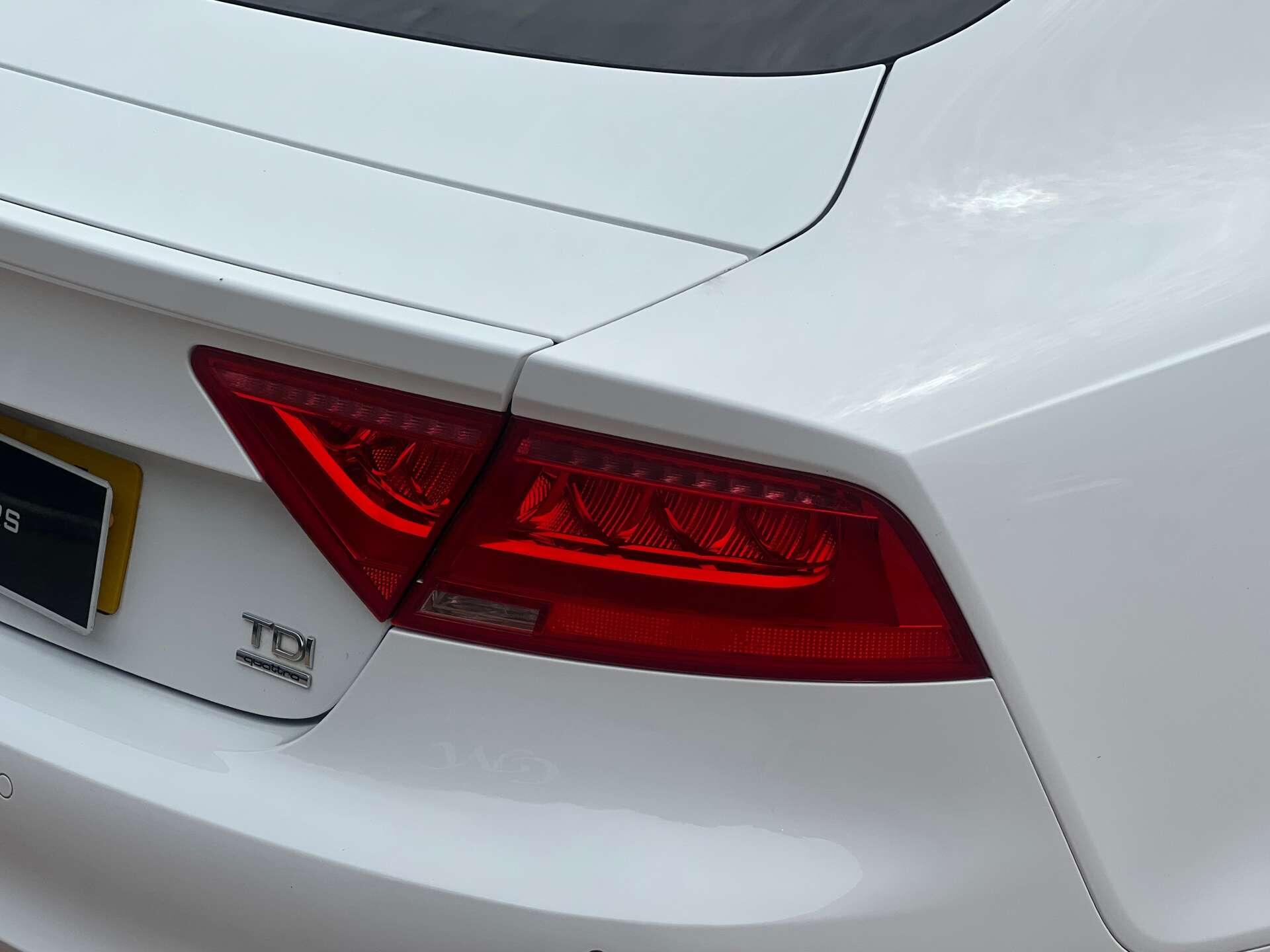 Audi A7 view 8