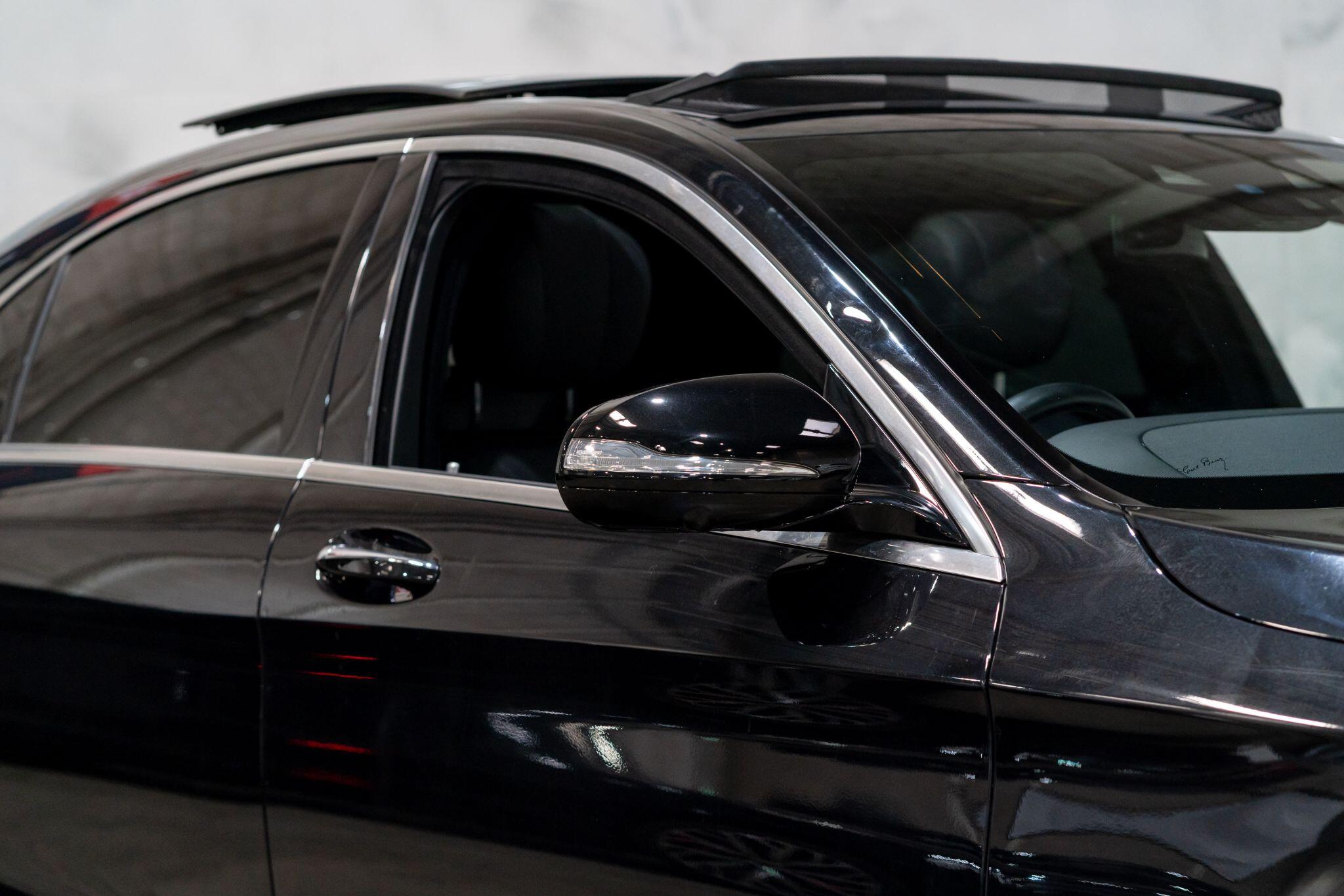 Mercedes-Benz S-Class view 45