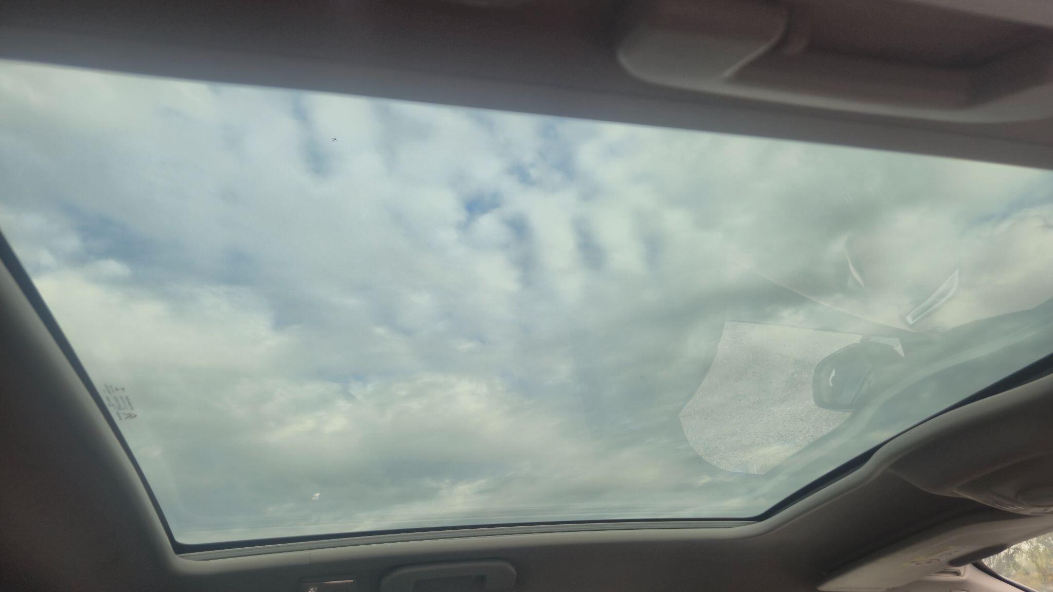 Citroen Grand C4 Picasso view 22