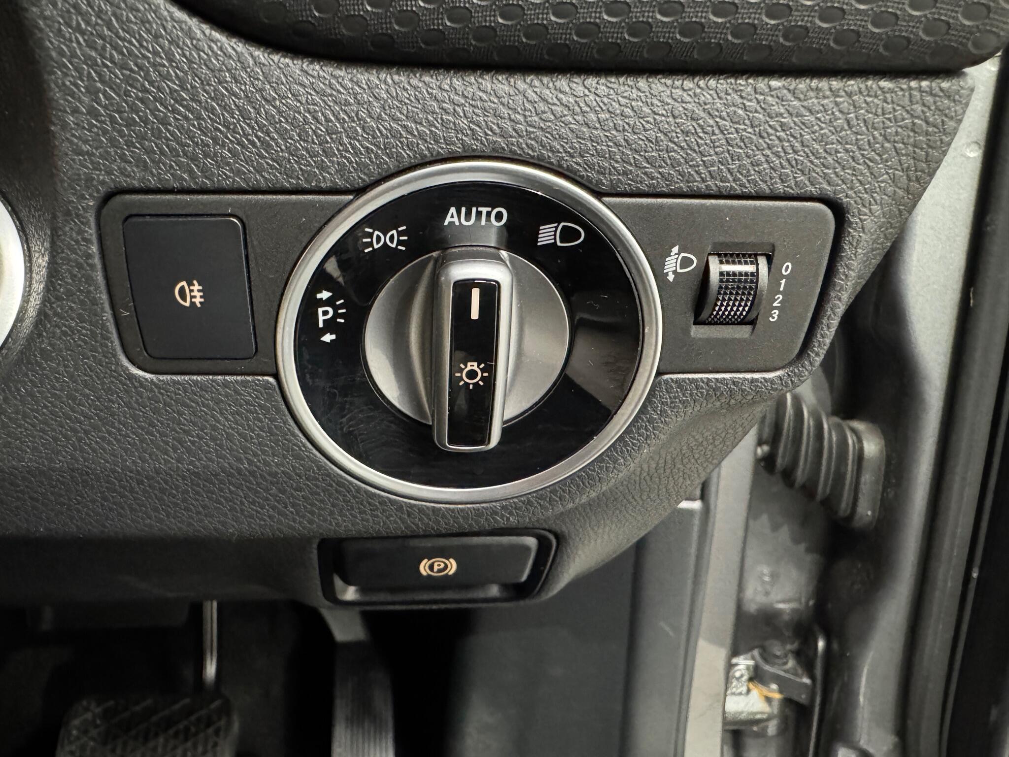 Mercedes-Benz A-Class view 11