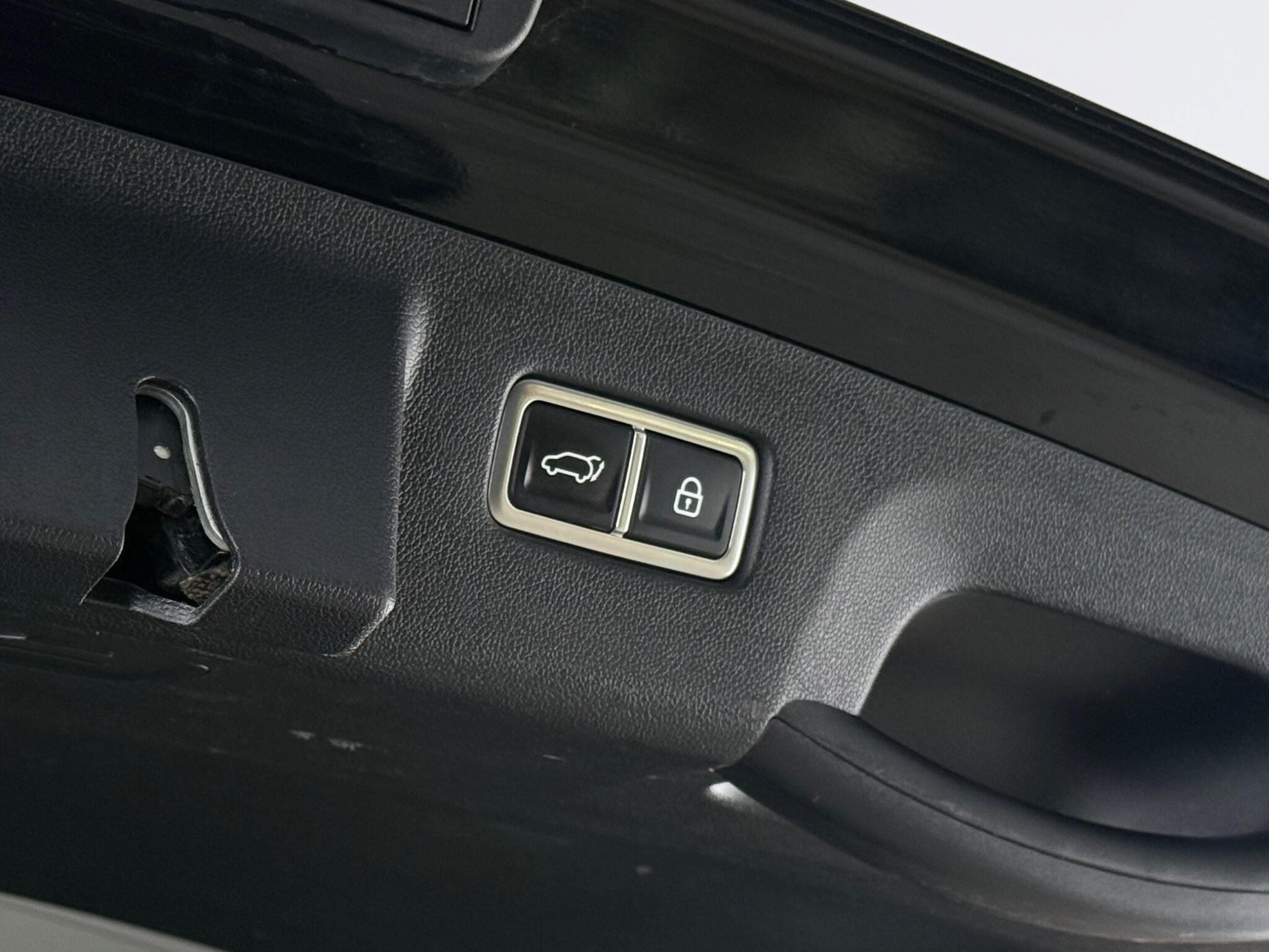 Kia Sorento view 11