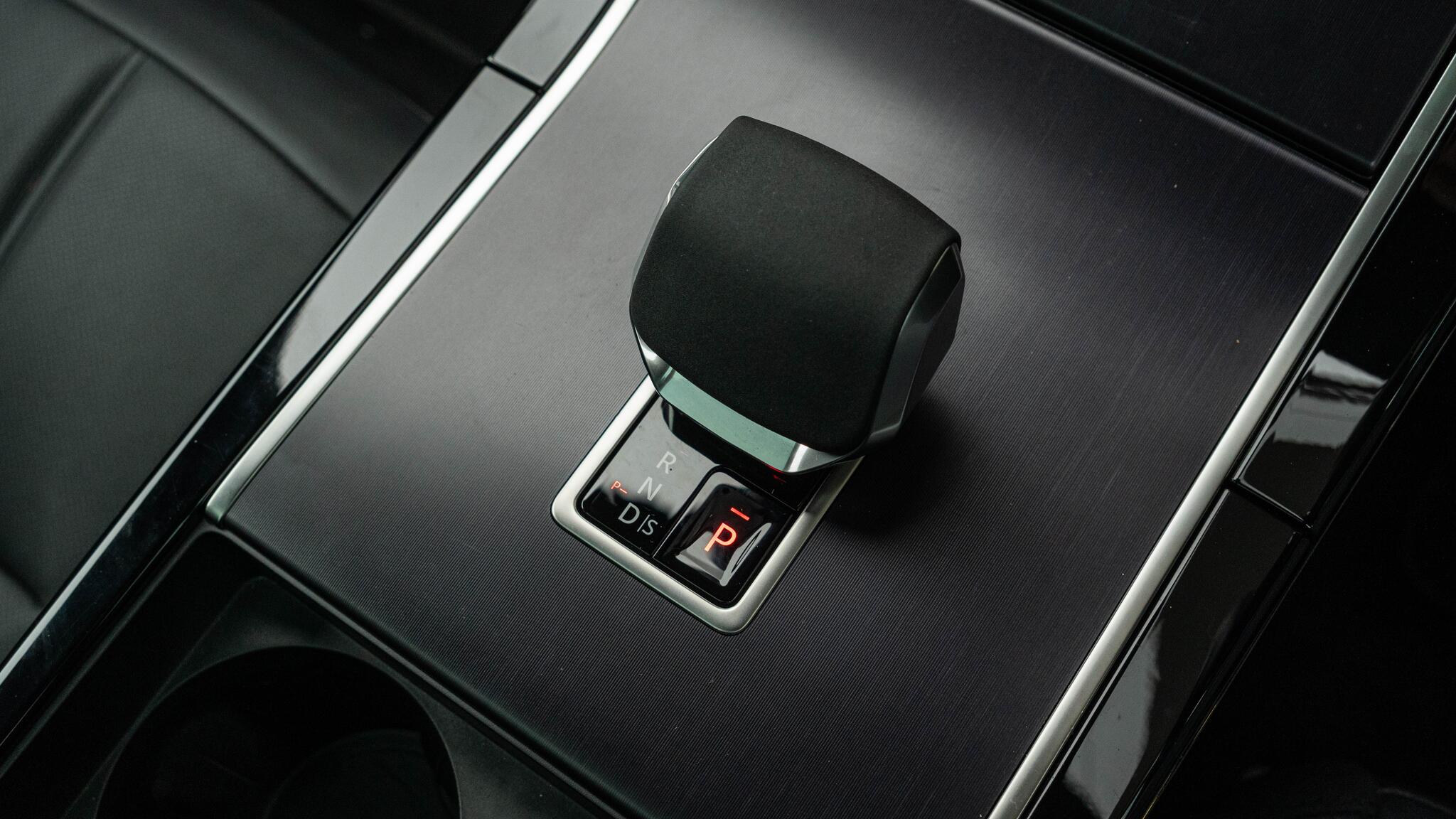 Land Rover Range Rover Evoque view 40